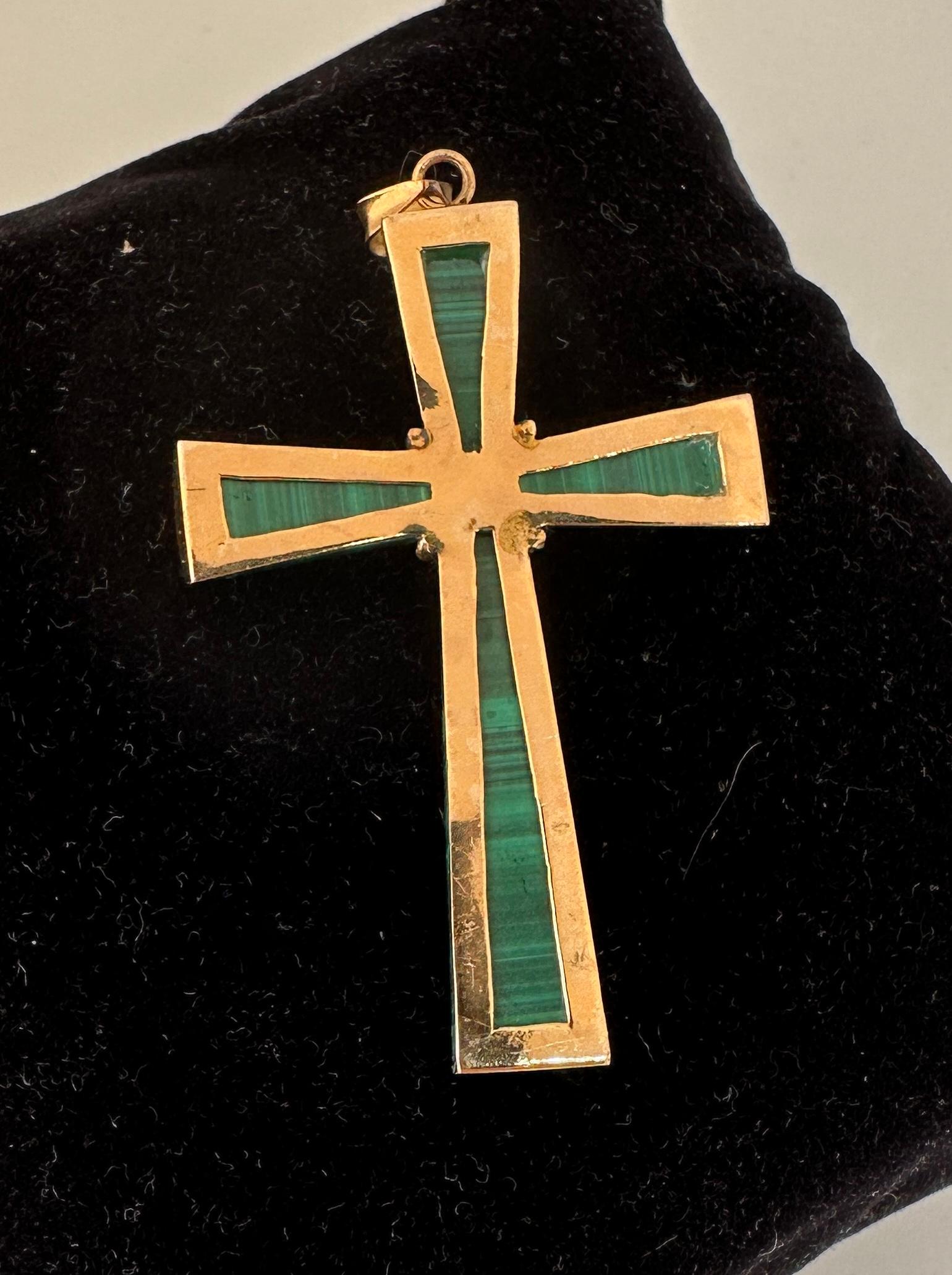 Women's or Men's Malachite Cross Pendant 14 Karat Gold Mary Lou Daves Antique Estate Necklace