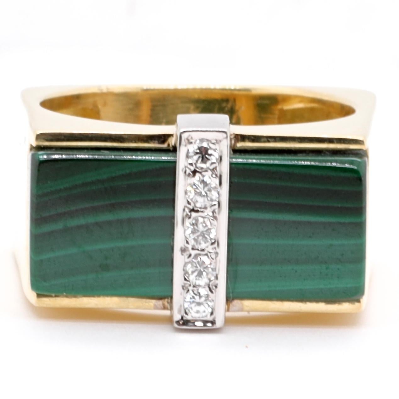 Gold and green are the hottest new combination of 2021. Get yourself the look that everyone desires. The Malachite diamond 14k gold ring is an architectural delight. Geometrical symmetry and proportions, hugged by the buttery yellow gold make this