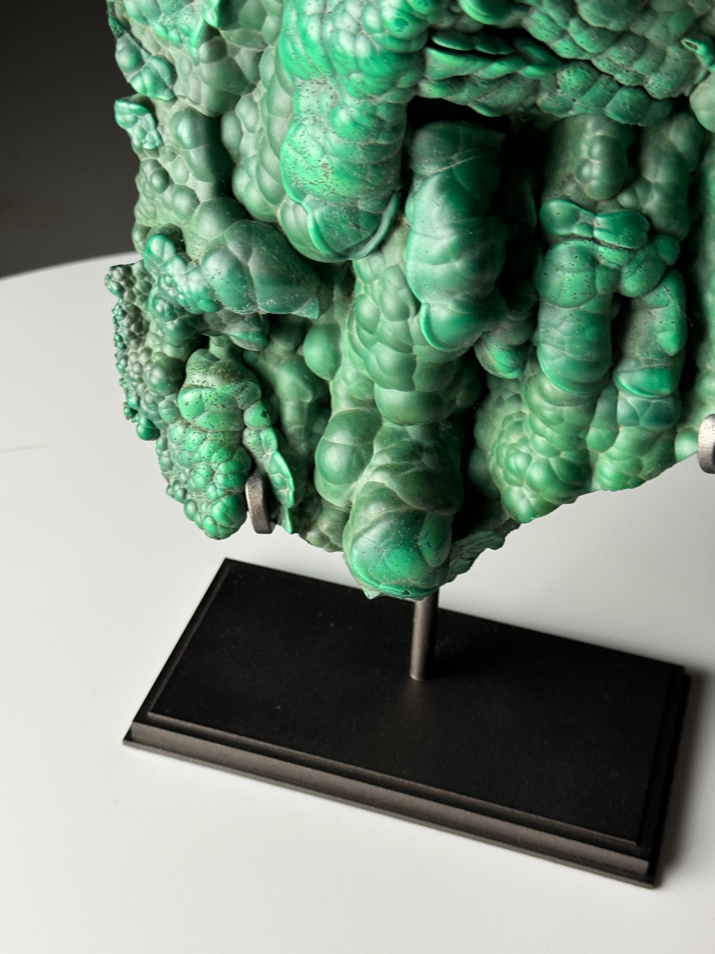 Malachite Freeform on stand For Sale 10