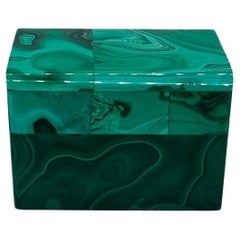 Boîte à couvercle en malachite, probablement italienne