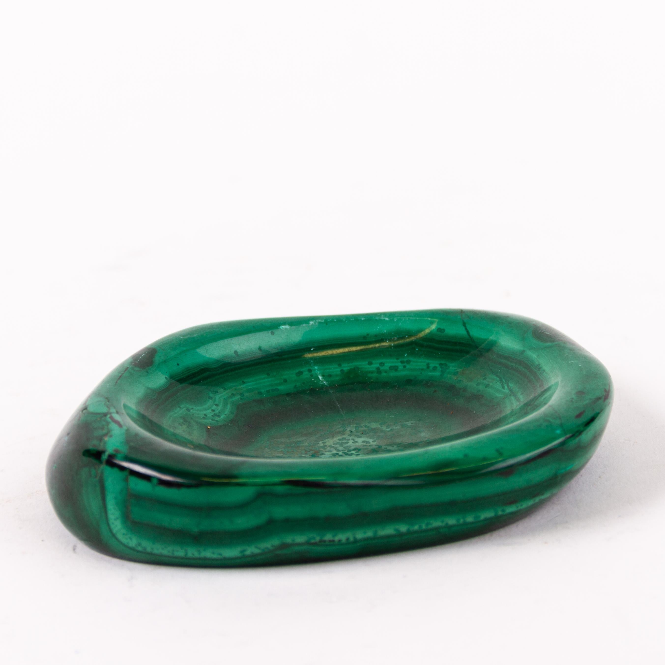 Malachite Geode Specimen Carved Ashtray or Vide Poche  In Good Condition For Sale In Nottingham, GB
