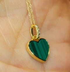 Malachit-Herz-Halskette mit Diamanten & 14k Gold