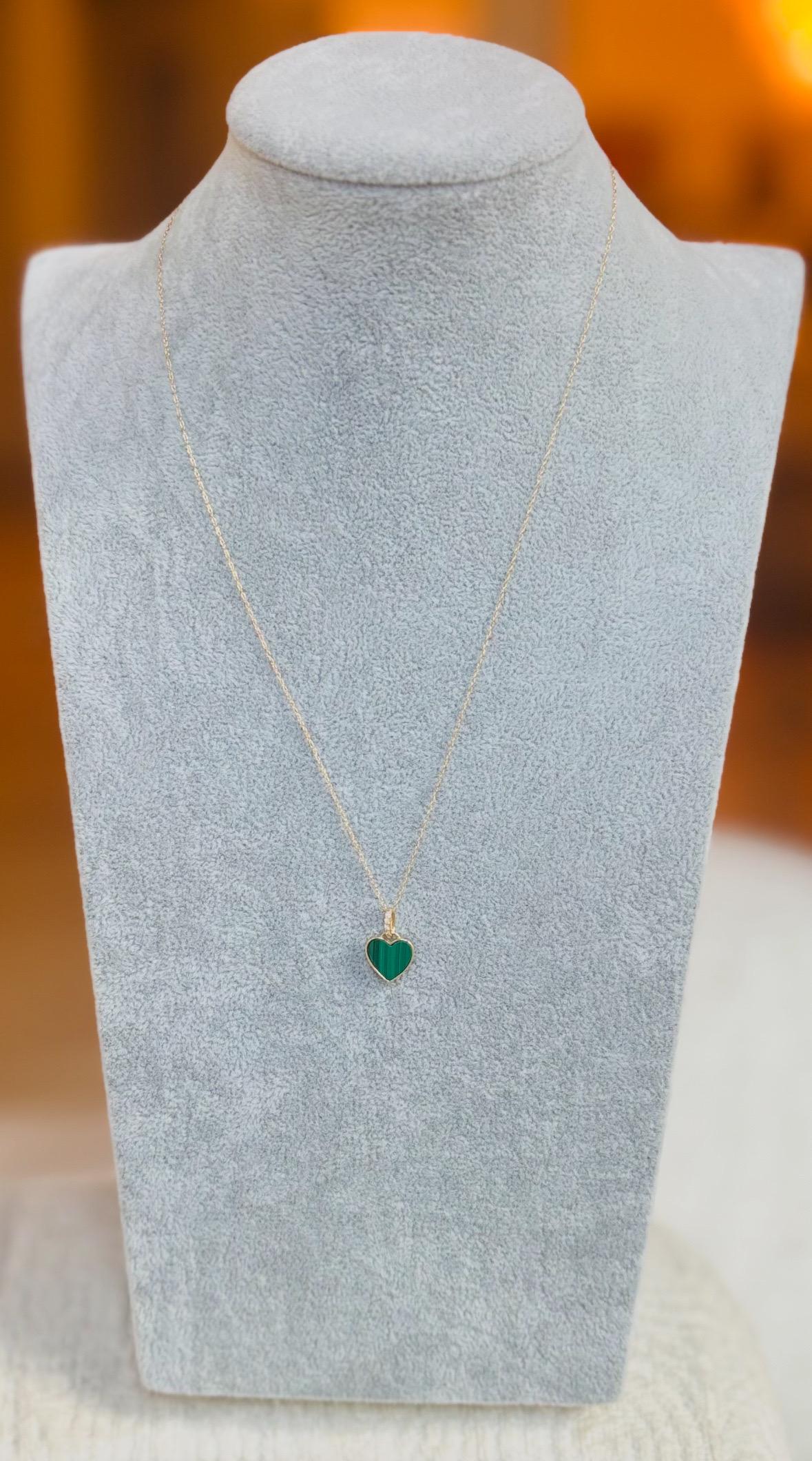 Collana a cuore in malachite con diamanti e oro 14k in vendita 5