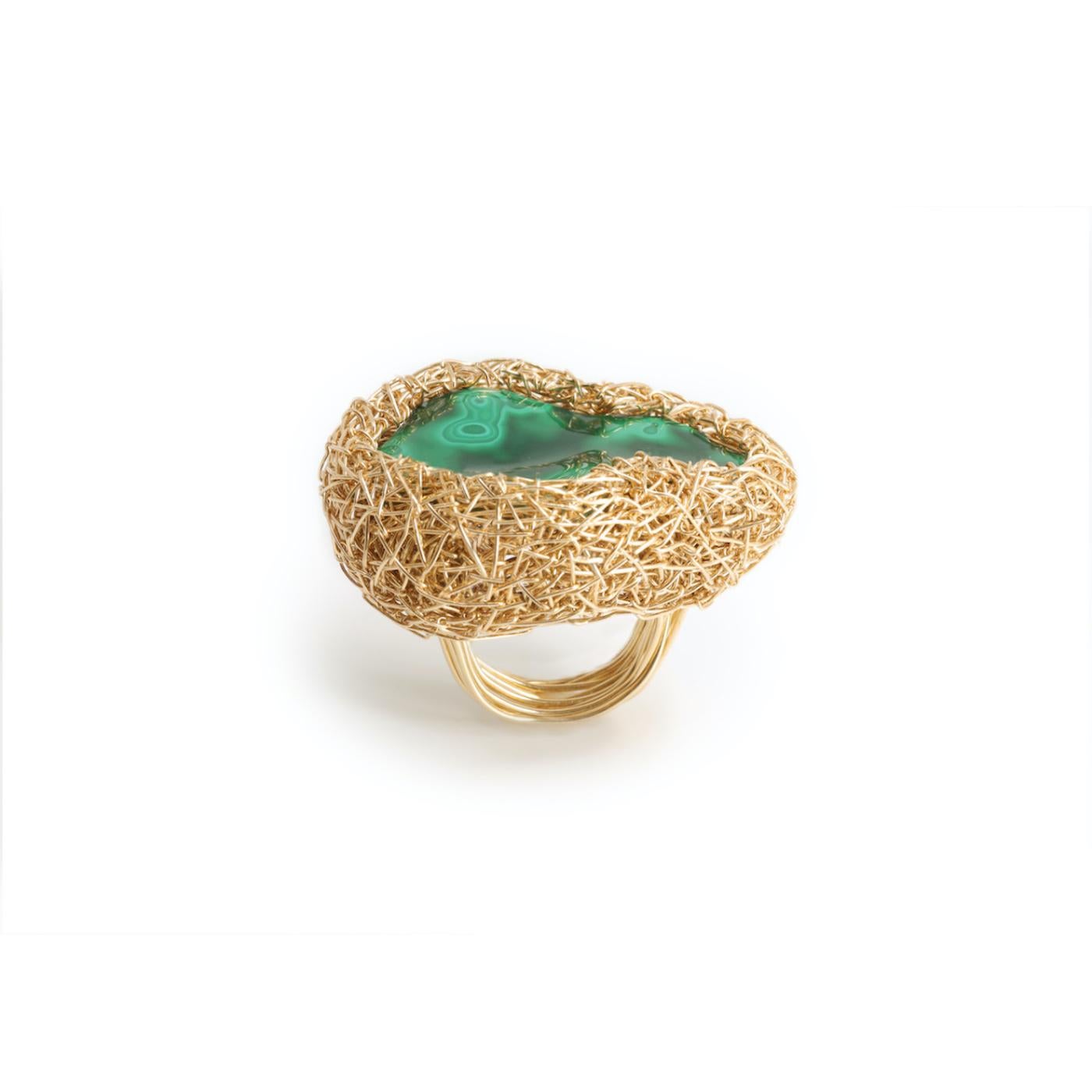 Malachite in 14 Karat Gold Filled One of a Kind Statement Ring by the Artist In New Condition In Engelberg, CH