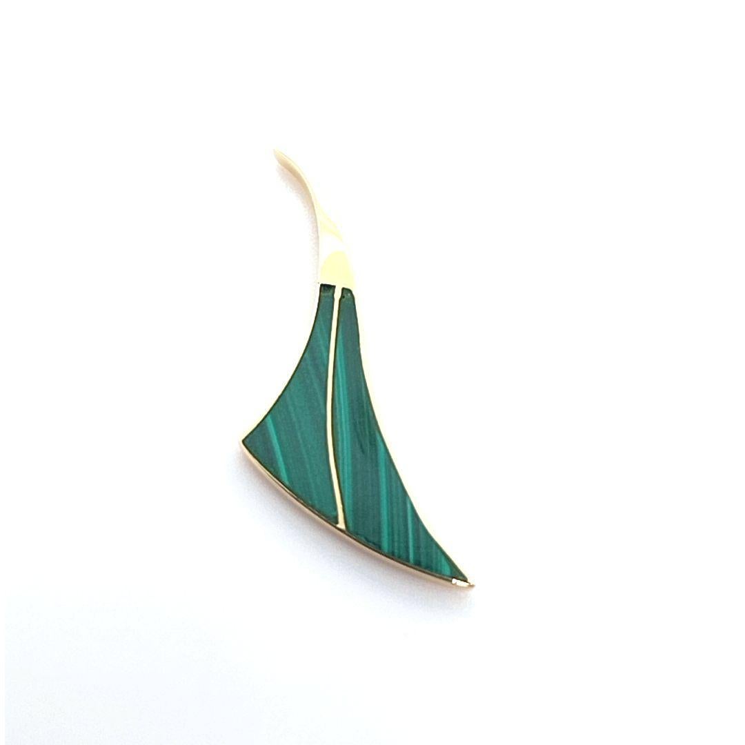 Malachite Inlay Gold Slide Pendant In Good Condition For Sale In Coral Gables, FL