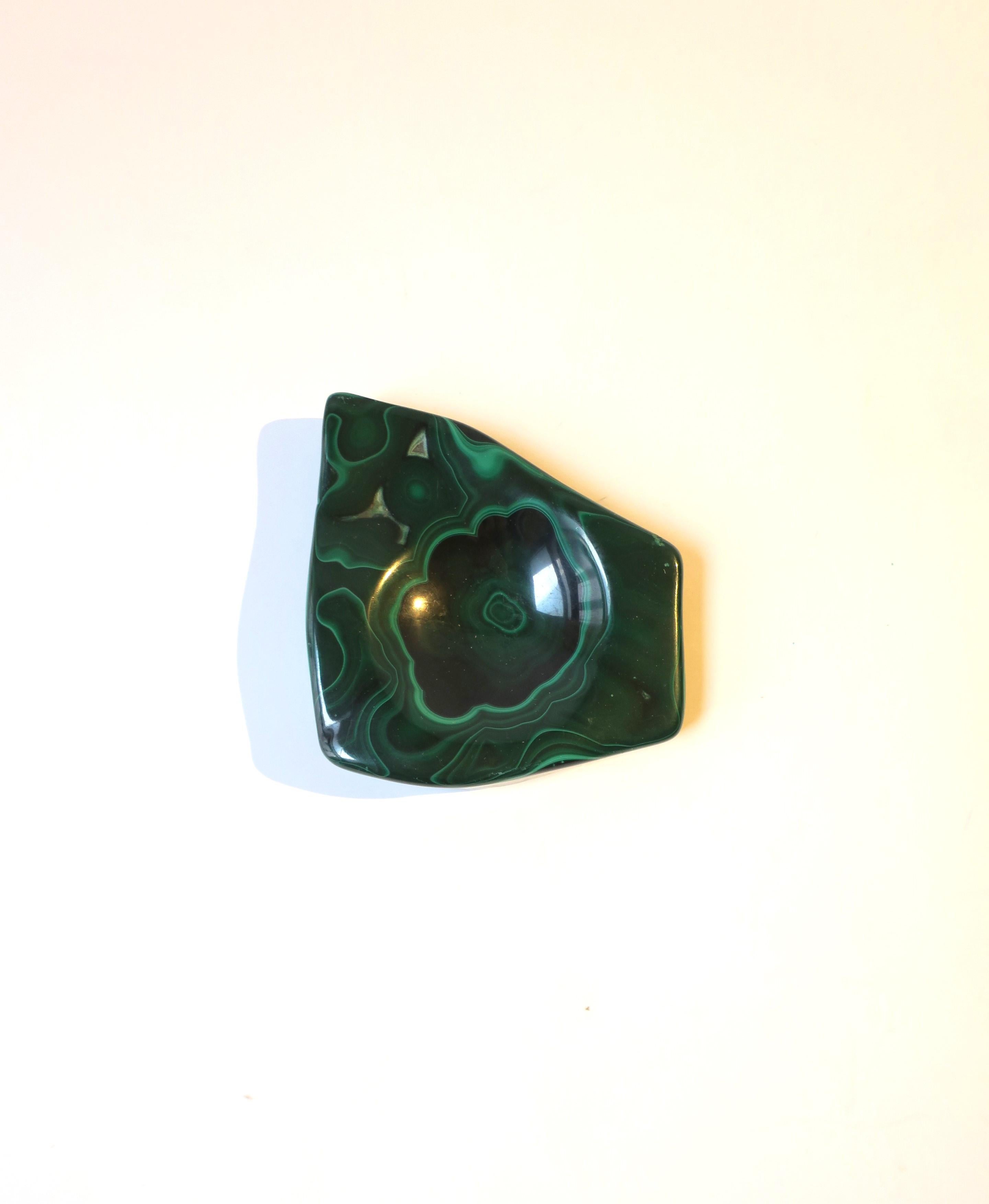 Polished Malachite Jewelry Dish Vide-Poche Abstract Shape For Sale
