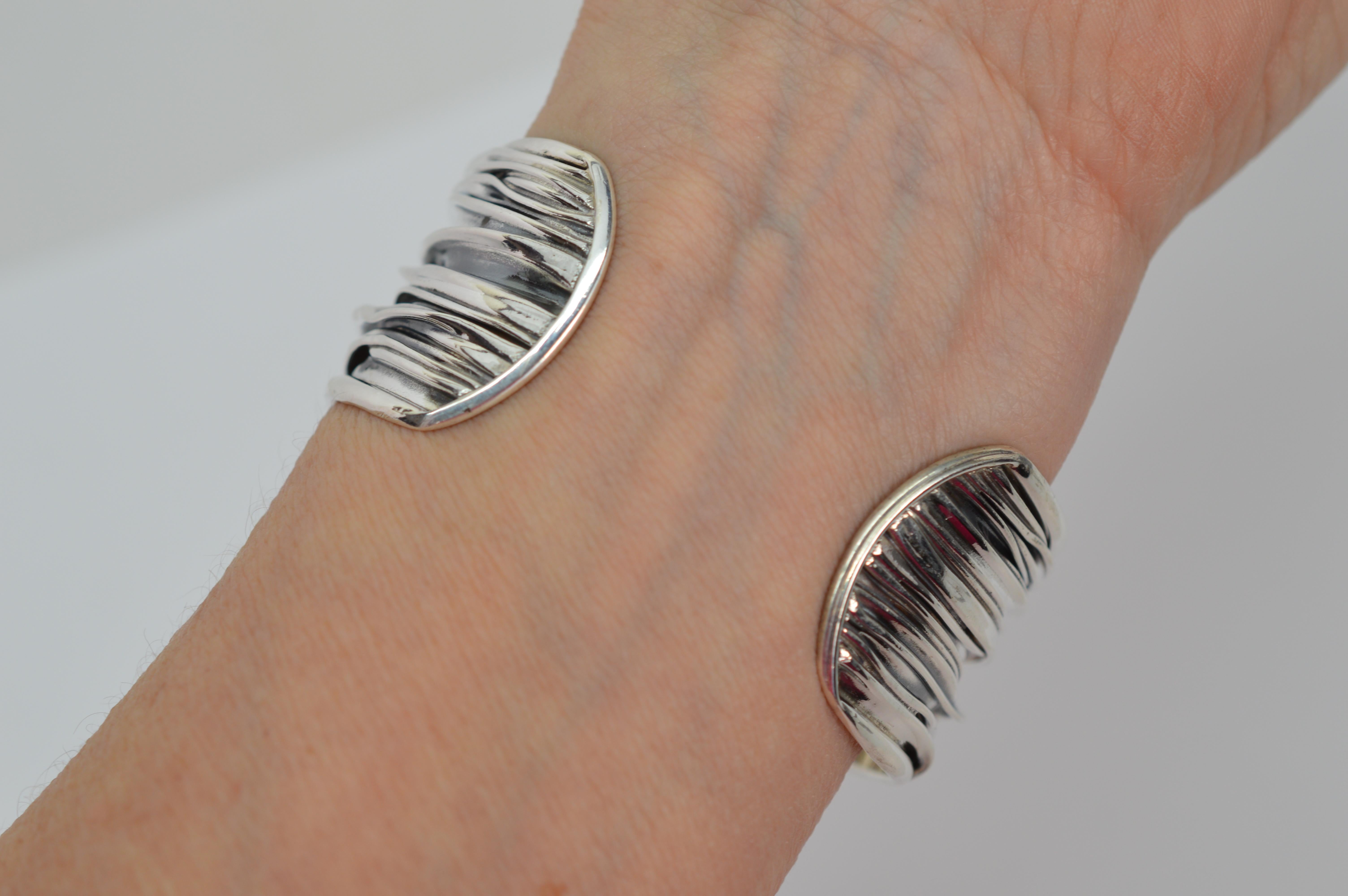 Malachite Modernist Sterling Silver Cuff Bracelet For Sale 2