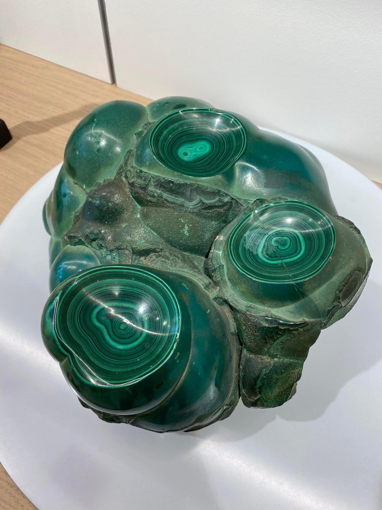 20th Century  Malachite Monobloc Weight 22.3 Kg - From DR Congo - Perfect condition Zaire For Sale