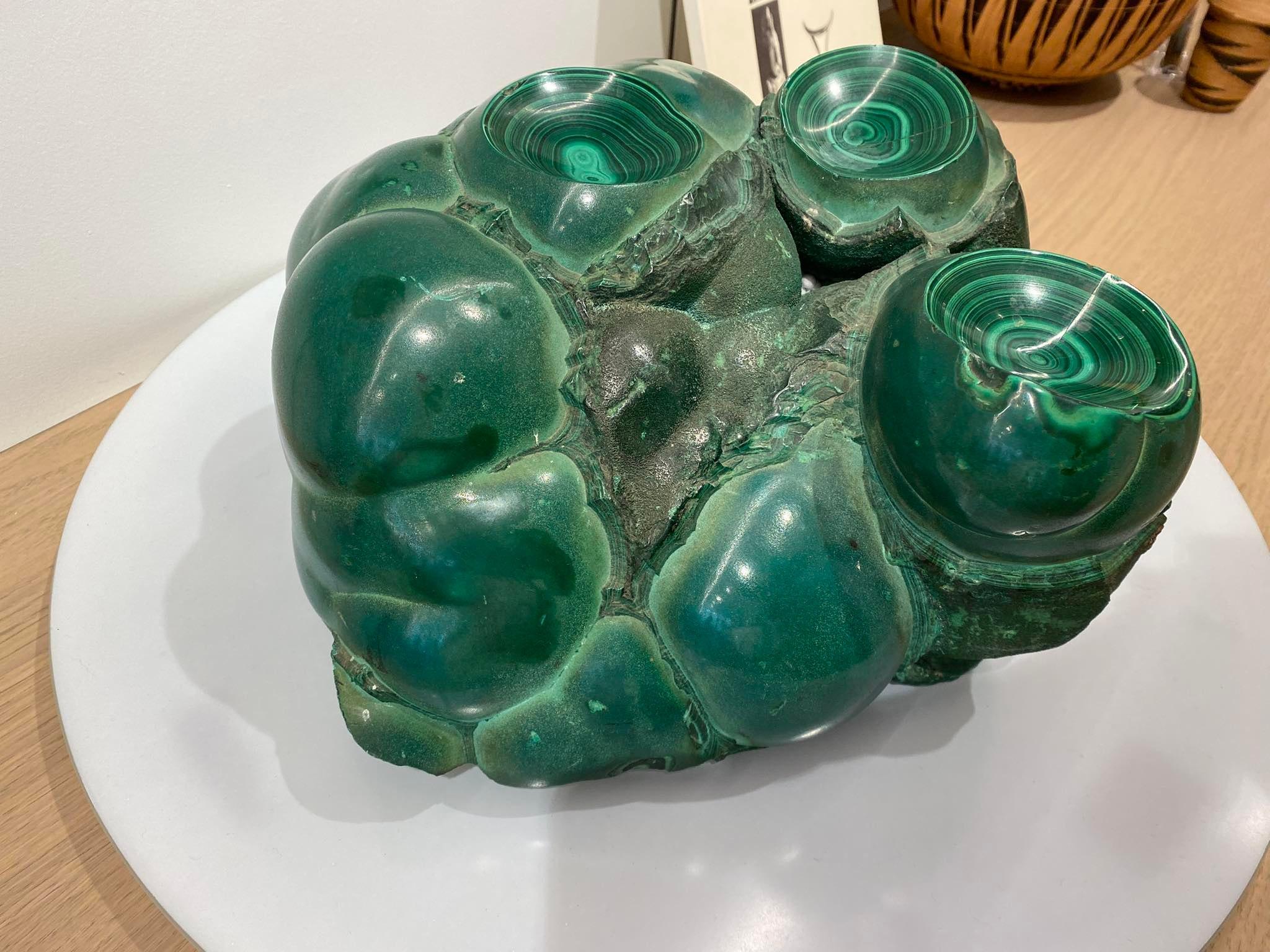  Malachite Monobloc Weight 22.3 Kg - From DR Congo - Perfect condition Zaire For Sale 3