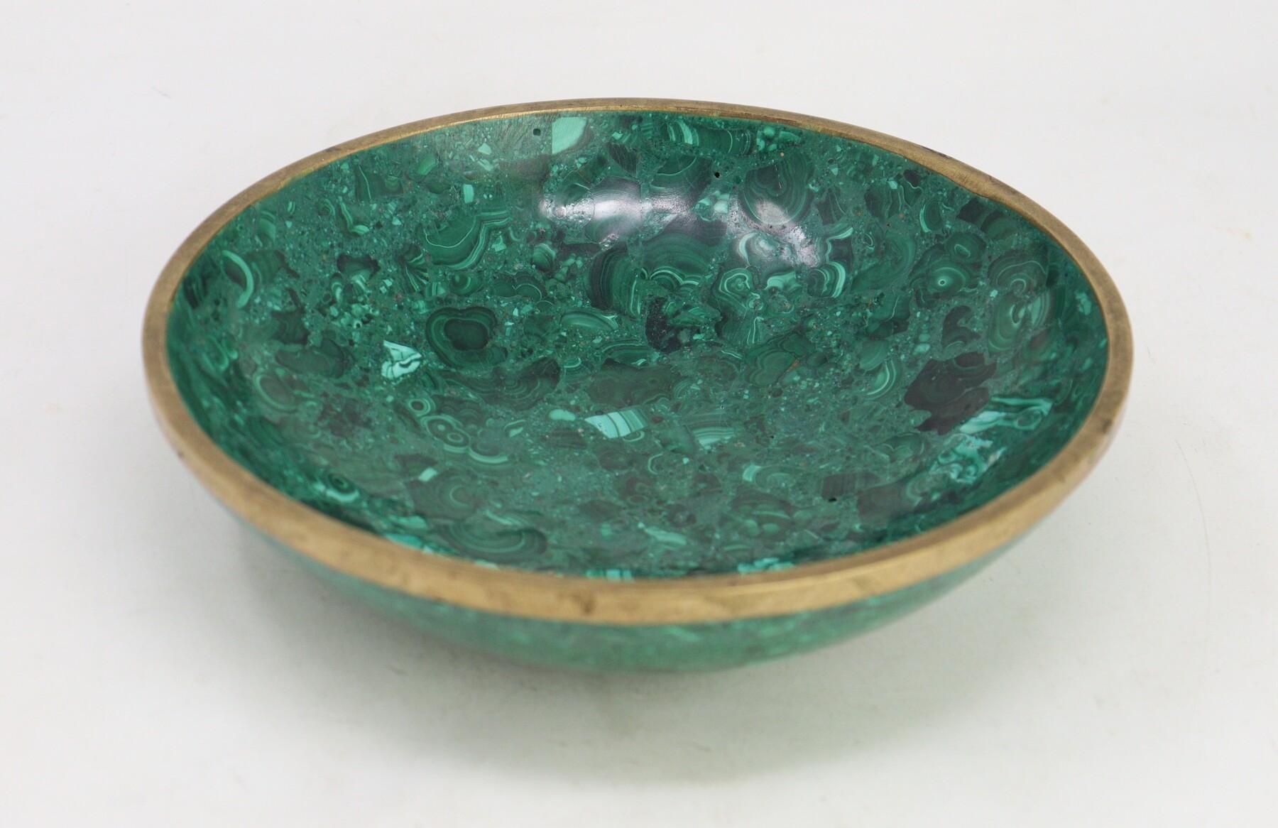 Splendida paletta da tasca in malachite rivestita di ottone degli anni '50
