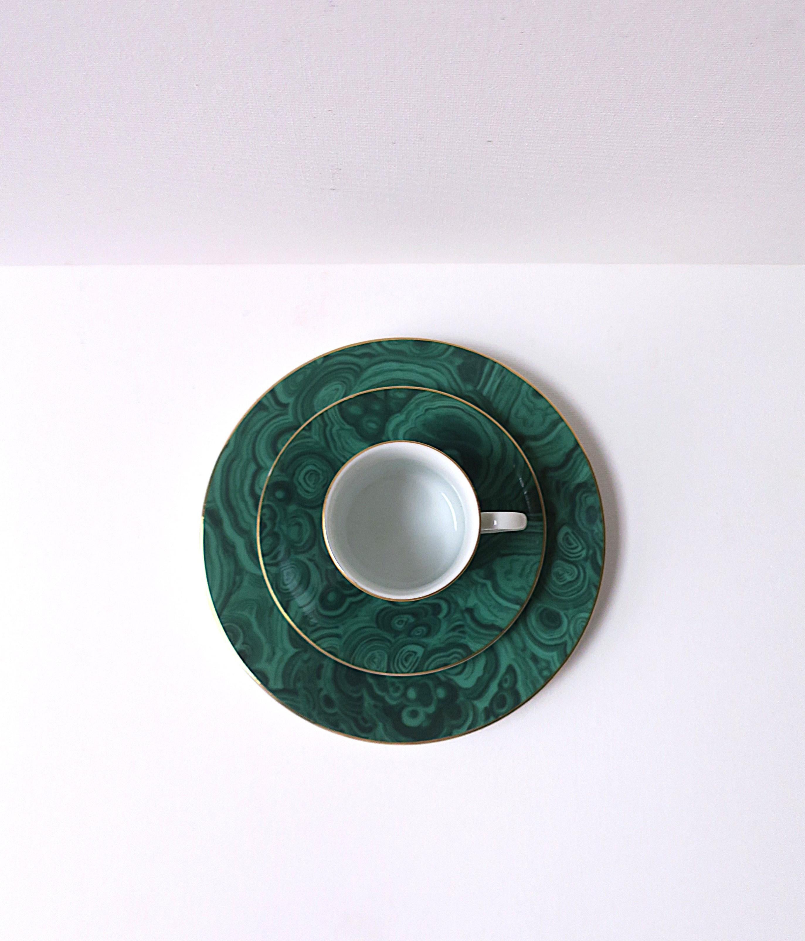 Platos de porcelana de malaquita, set de 4 en venta 4