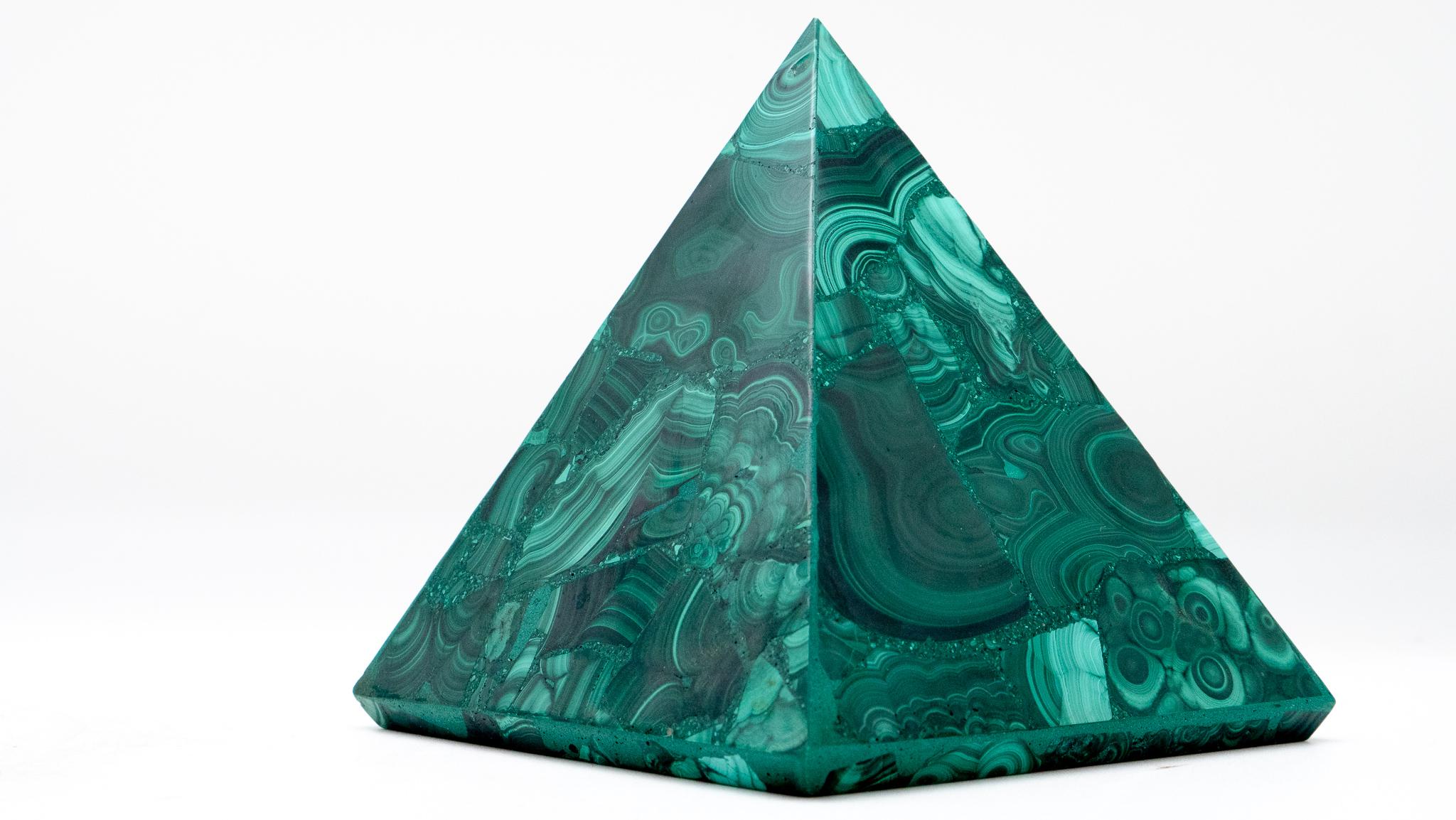 Decorative pyramid crafted from malachite. The malachite for this pyramid was sourced from the Congo, where the finest quality of this mineral is currently found. Malachite from the 18th-19th century was also sourced from Russia.