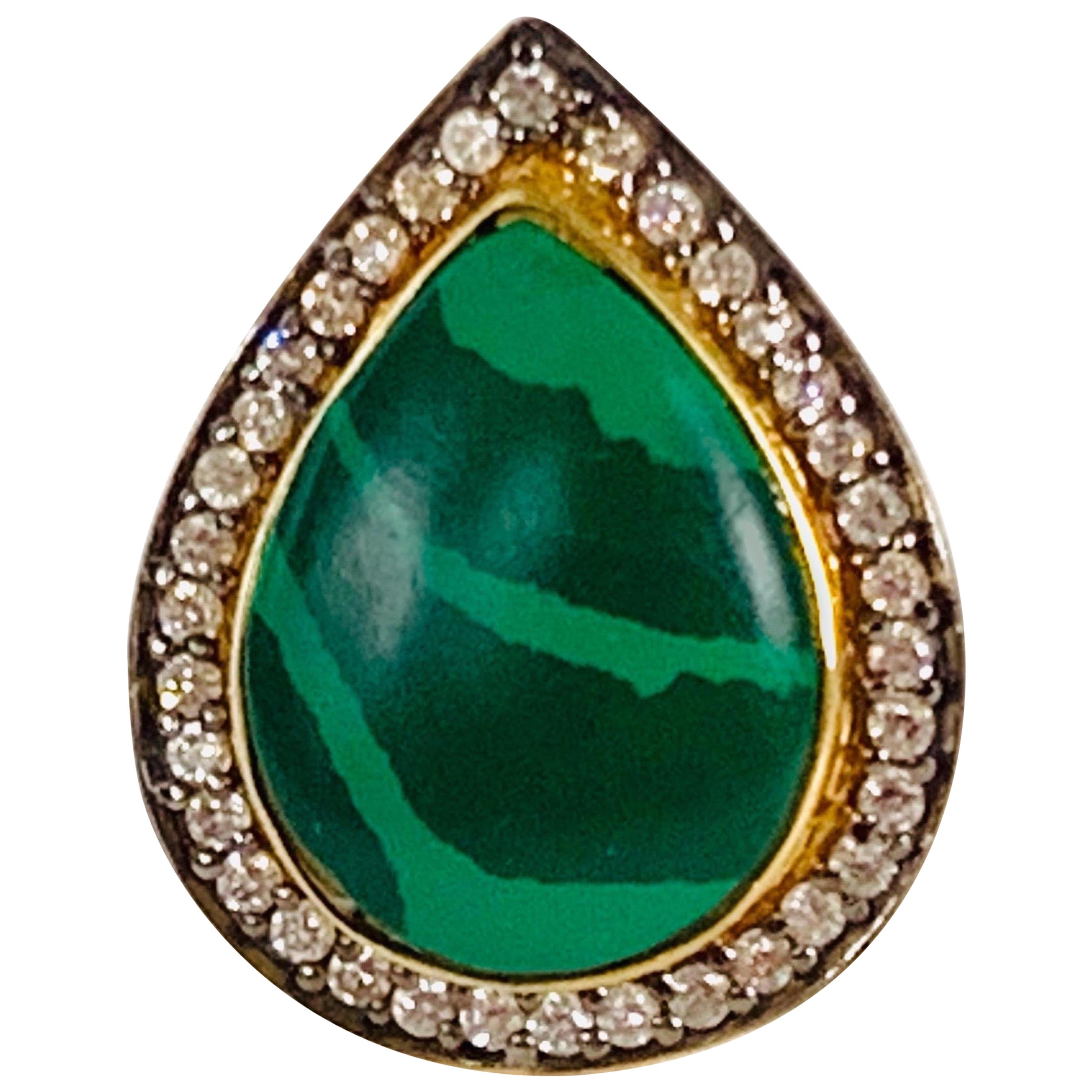 Bague en résine de malachite et zircon cubique 