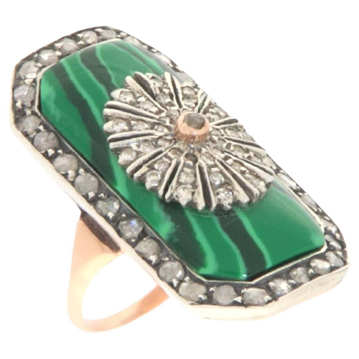 Malachit-Cocktailring aus Gelbgold mit Diamanten im Rosenschliff aus 14 Karat Silber im Angebot