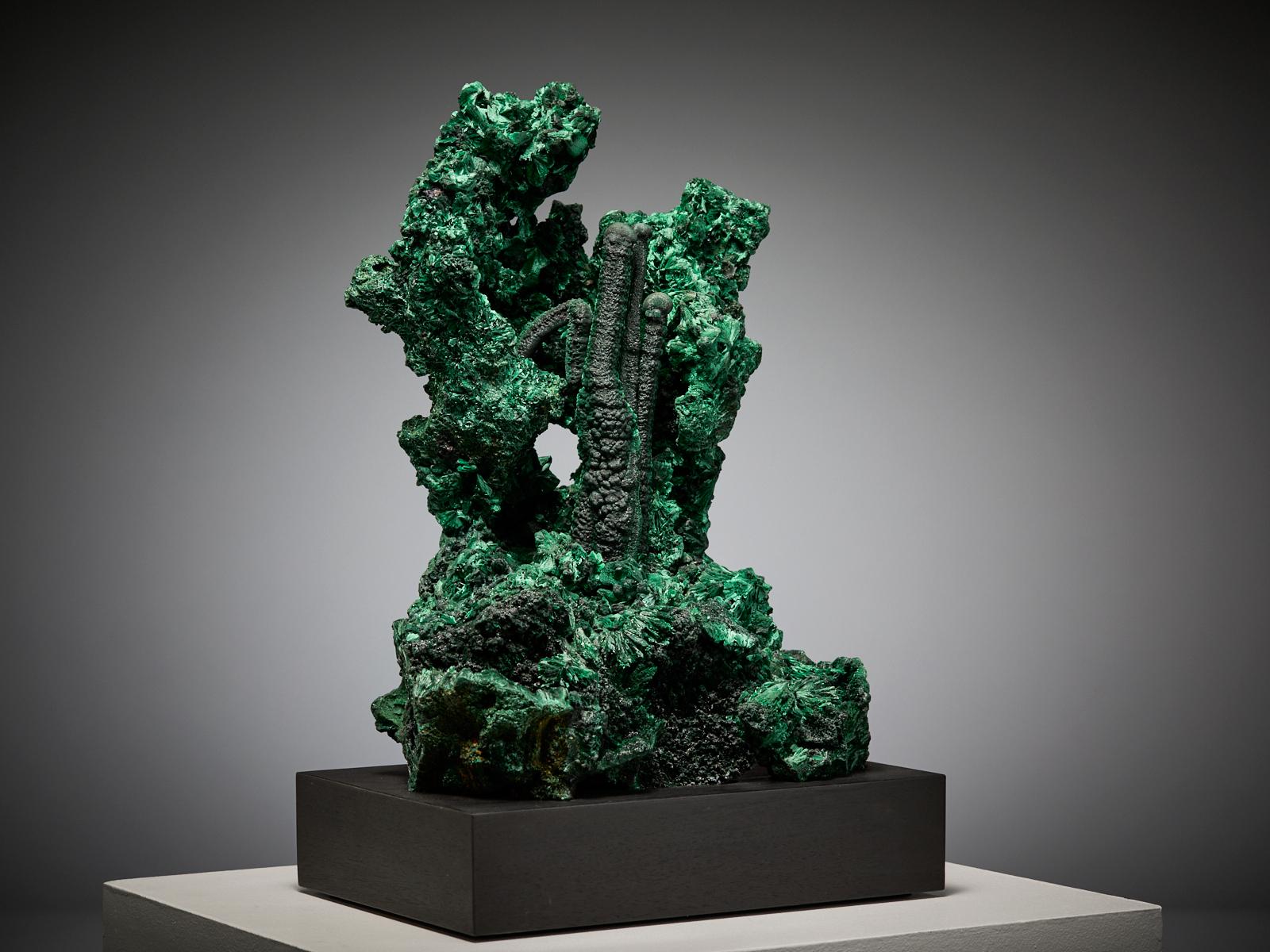 Congolese Malachite sculpture in vendita