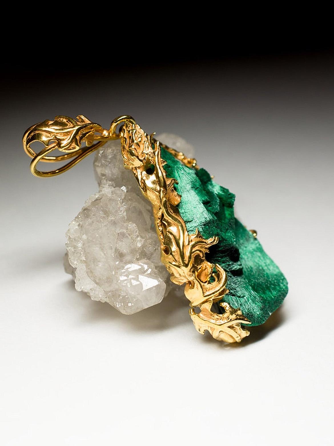 Art nouveau Collier en argent de style Art Nouveau en cristal naturel brut cadeau pour femme en vente