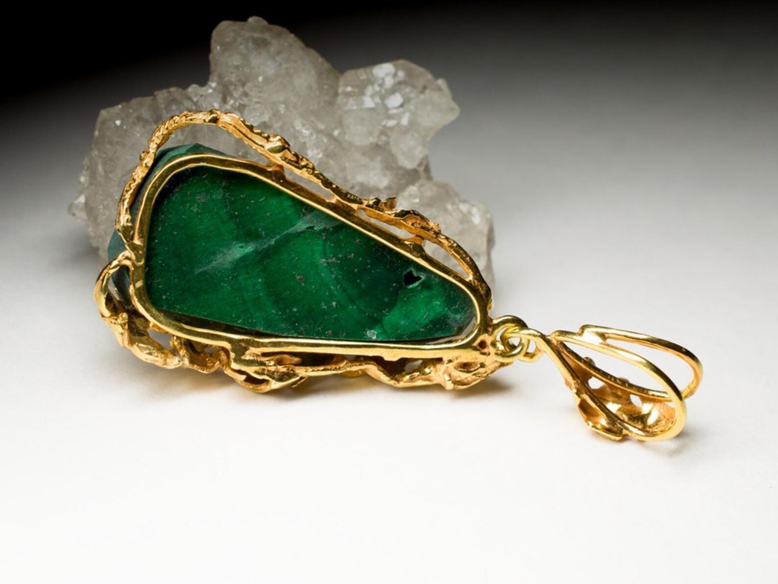 Collier en argent de style Art Nouveau en cristal naturel brut cadeau pour femme en vente 1