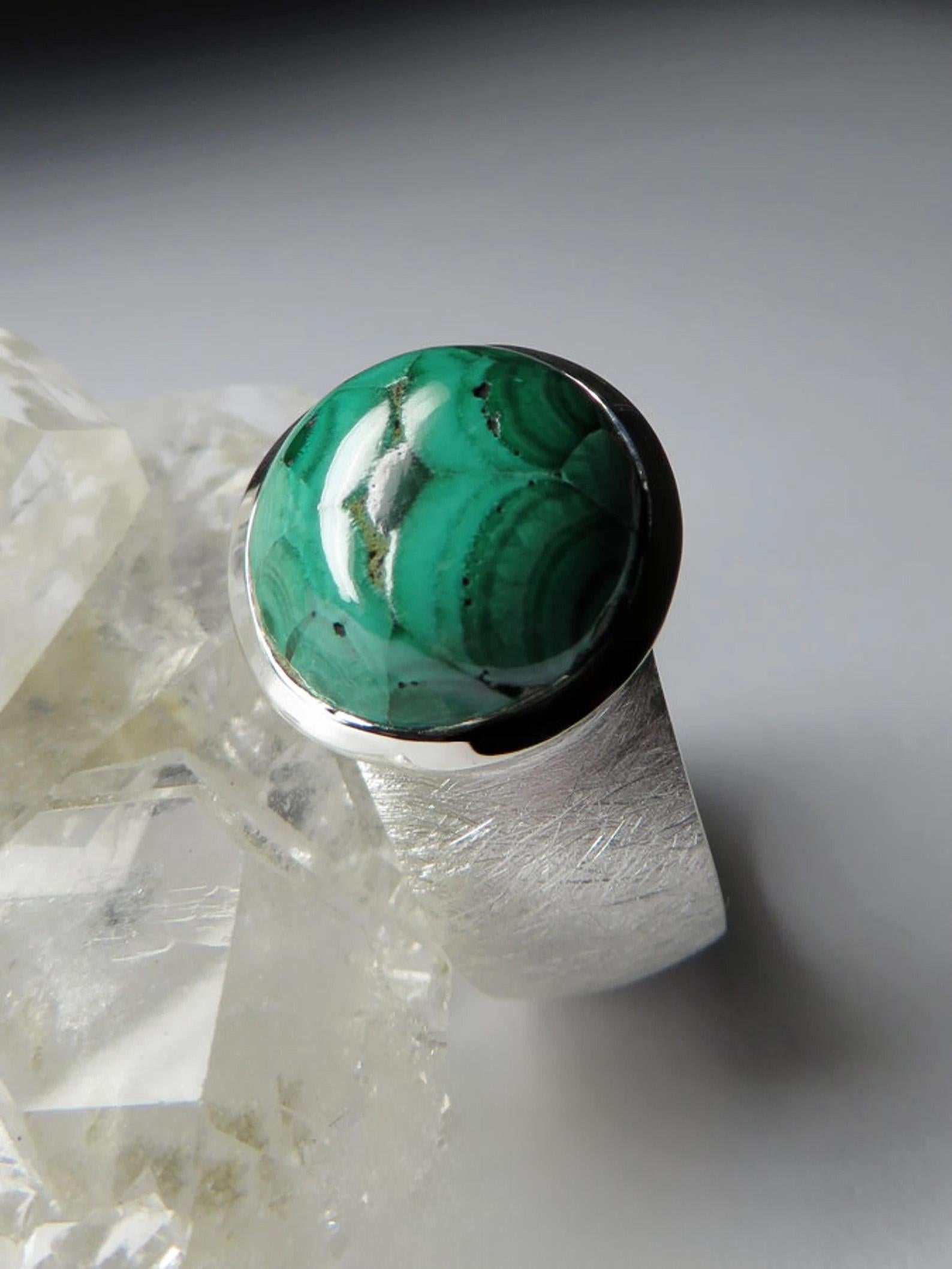 Anello in argento con malachite Gemme verdi naturali Gioielli con dichiarazione di malachite in vendita 5