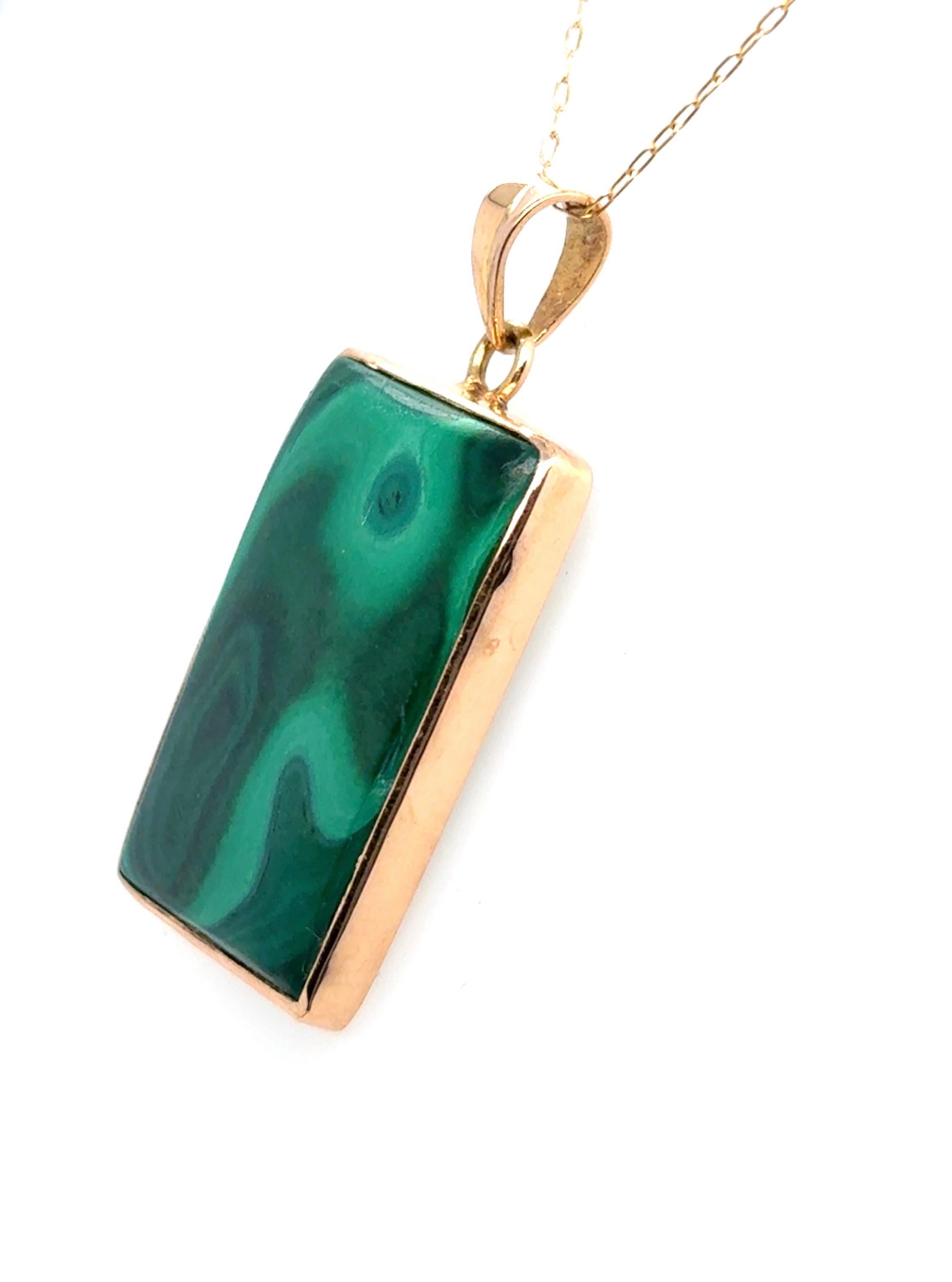 Malachite Yellow Gold Pendant Necklace 1