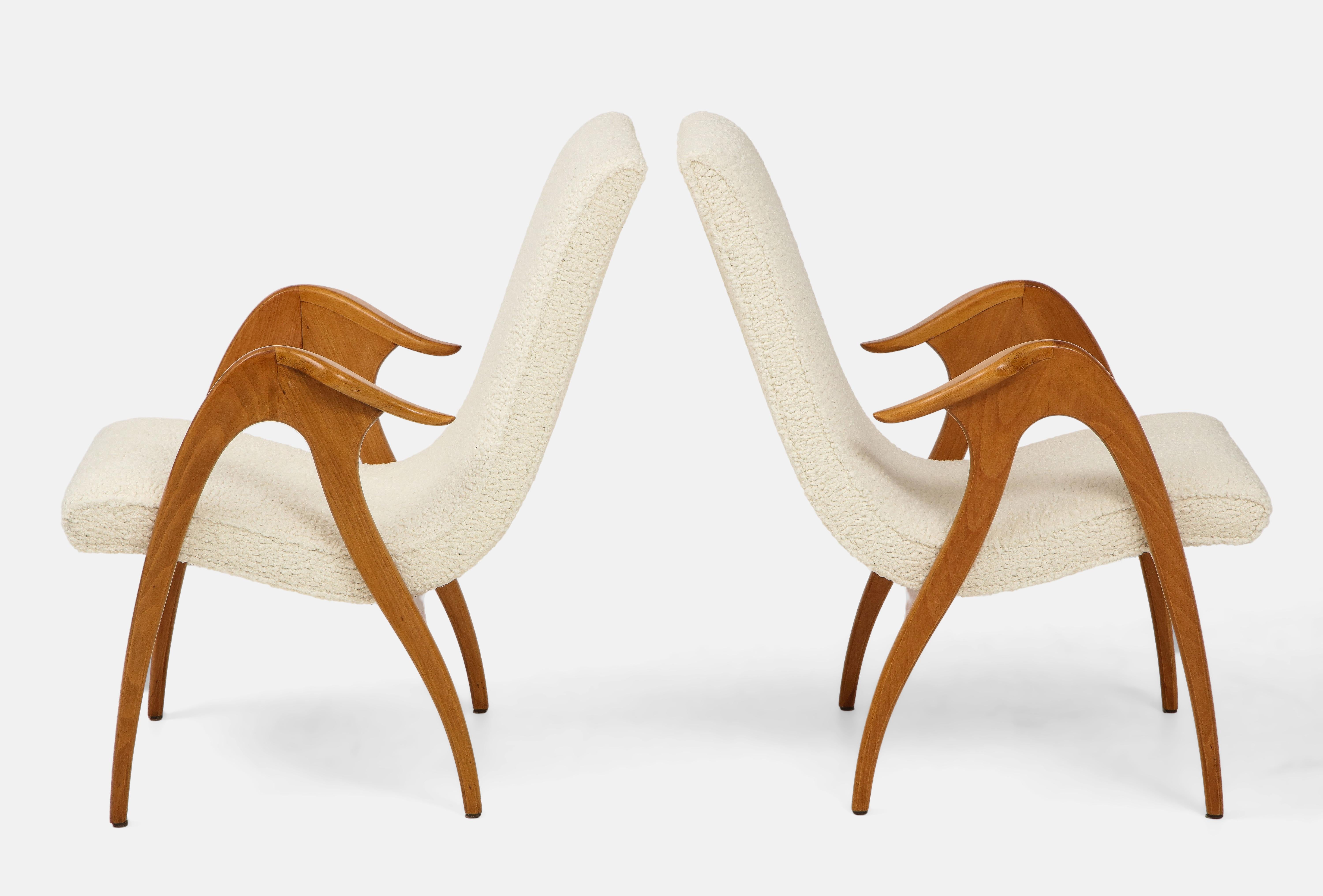 Malatesta and Mason Pair of Sculptural Armchairs in Ivory Bouclé In Good Condition In New York, NY