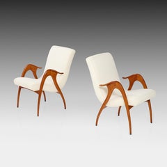 Malatesta and Mason Coppia di poltrone scultoree in bouclé avorio