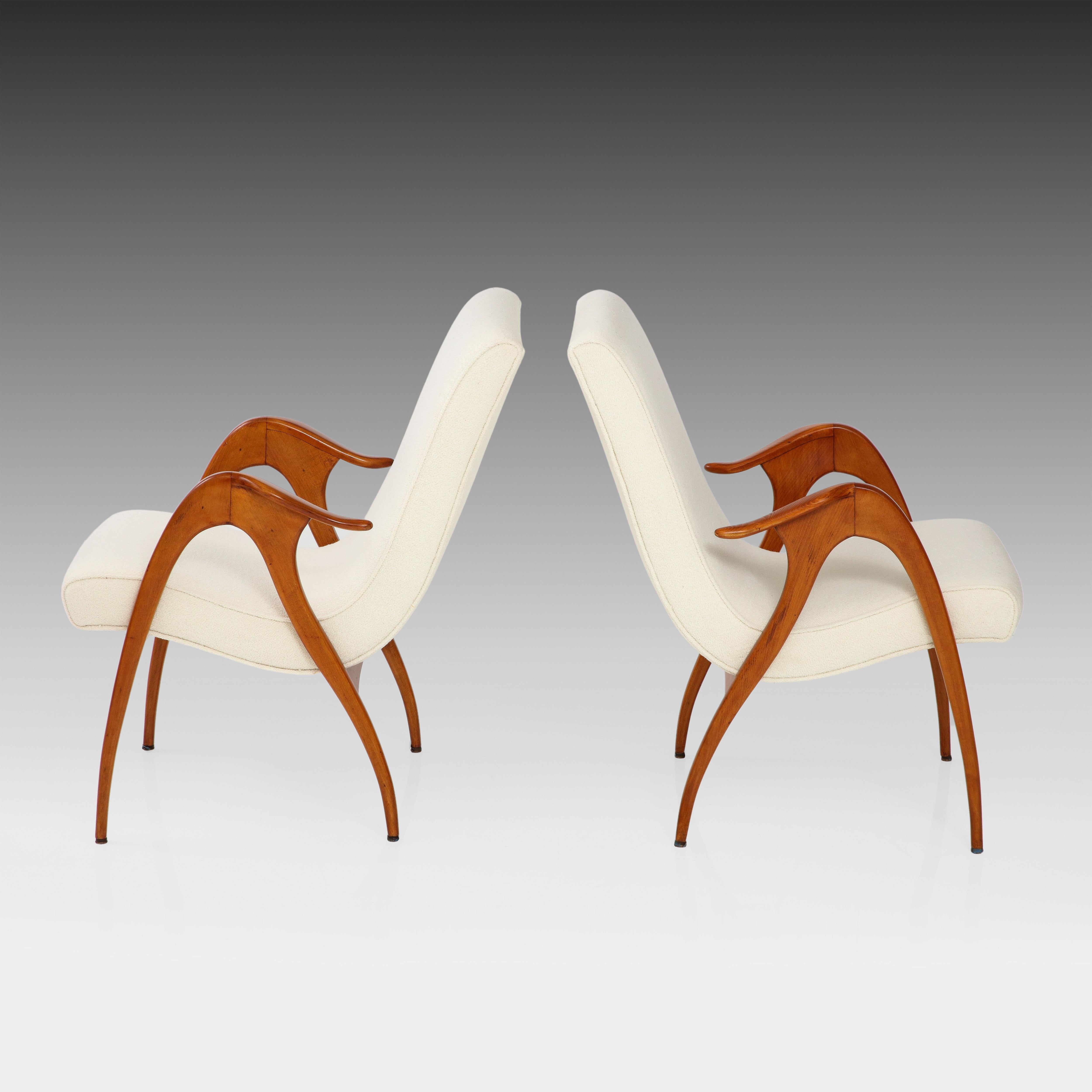 Malatesta and Mason Pair of Sculptural Armchairs in Ivory Bouclé In Good Condition For Sale In New York, NY