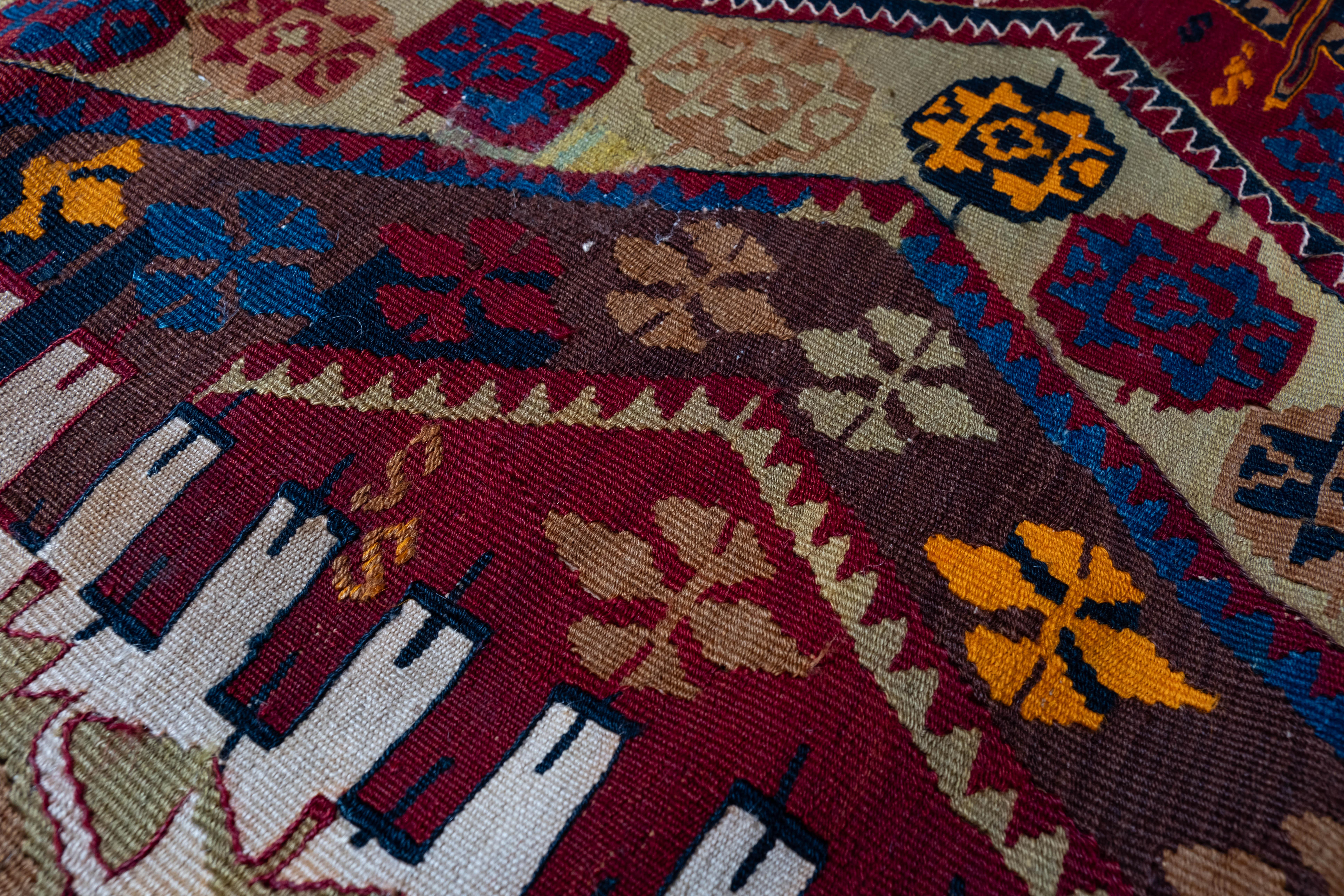 Malatya Kilim Rug Wool Old Vintage Eastern Anatolian Turkish Carpet In Good Condition For Sale In Tokyo, JP