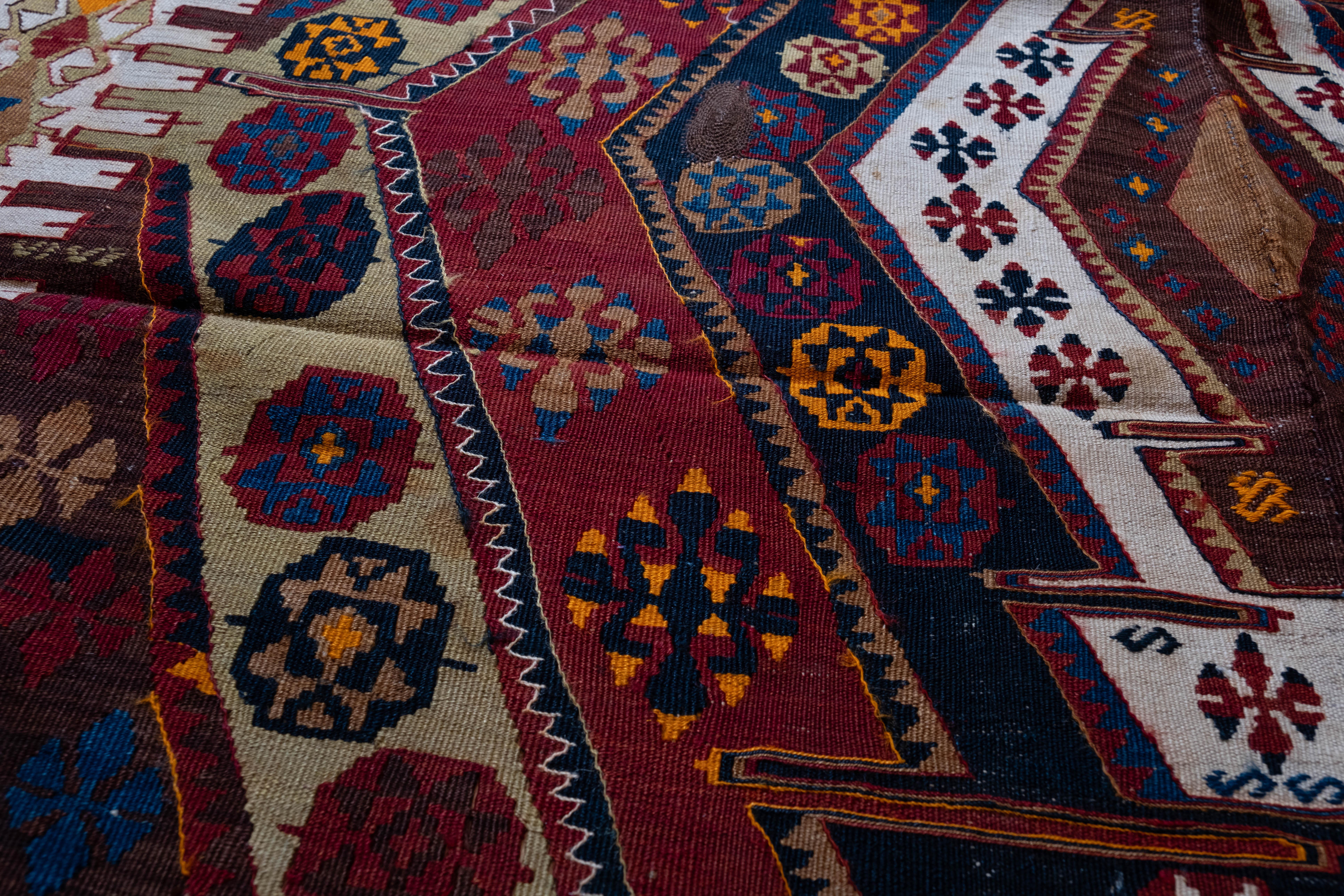 Malatya Kilim Rug Wool Old Vintage Eastern Anatolian Turkish Carpet For Sale 1