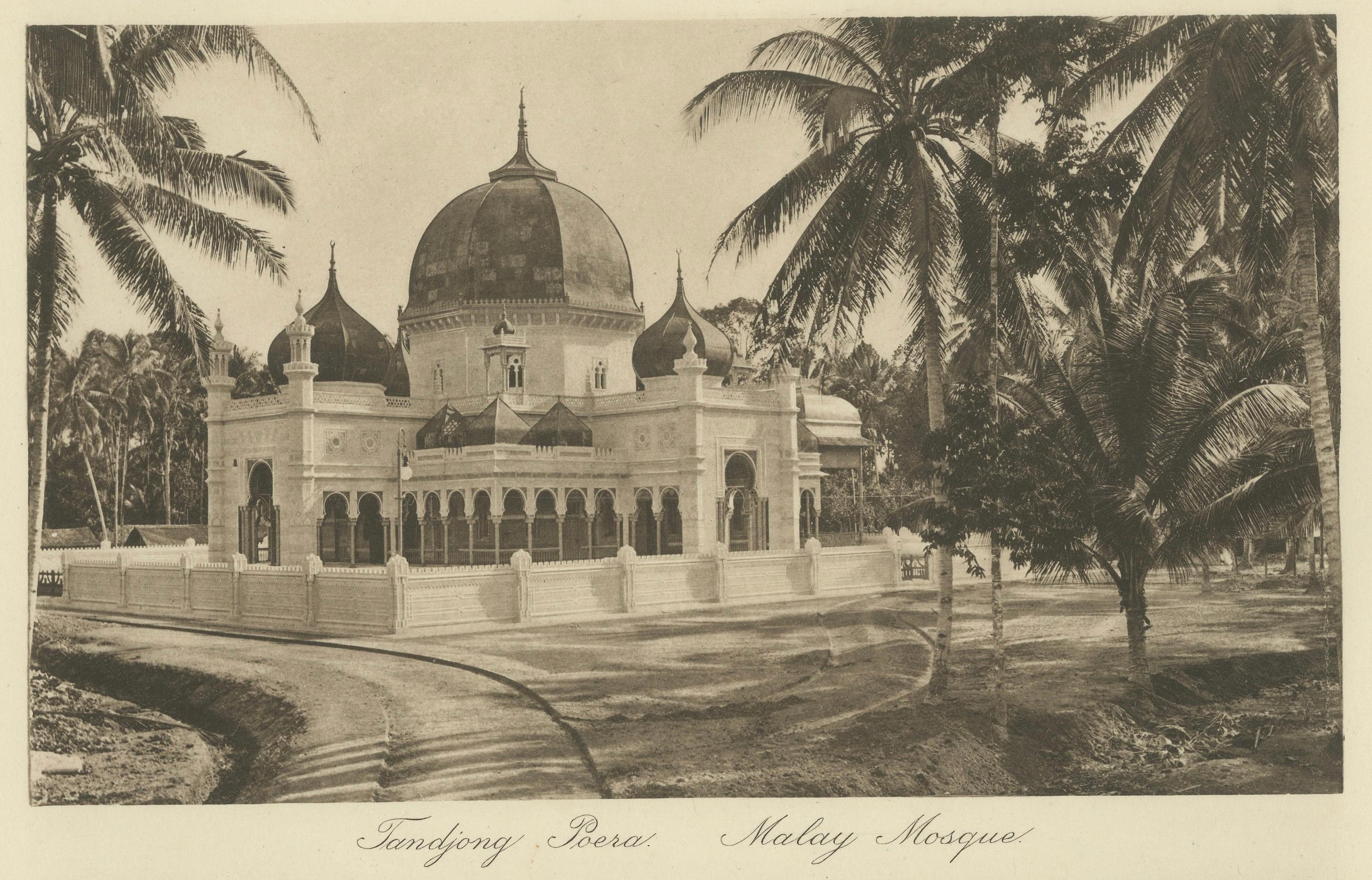 Mosquée Malayer Tandjong Poera - Photogravure originale des années 1900, Sumatra Indonésie en vente 1