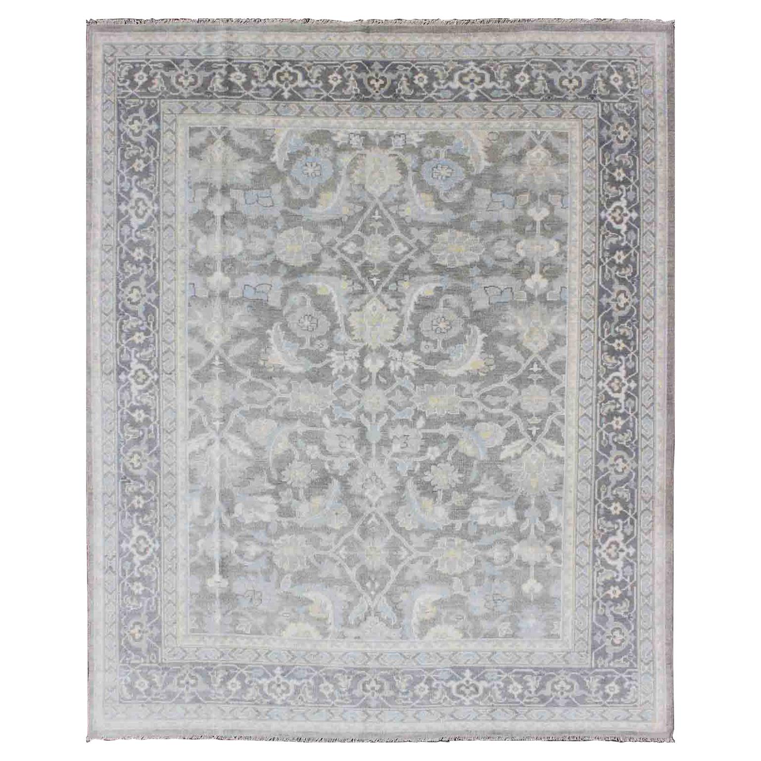 Malayer Design-Teppich in Grau, Silber, Hellblau und Holzkohle von Keivan Woven Arts im Angebot