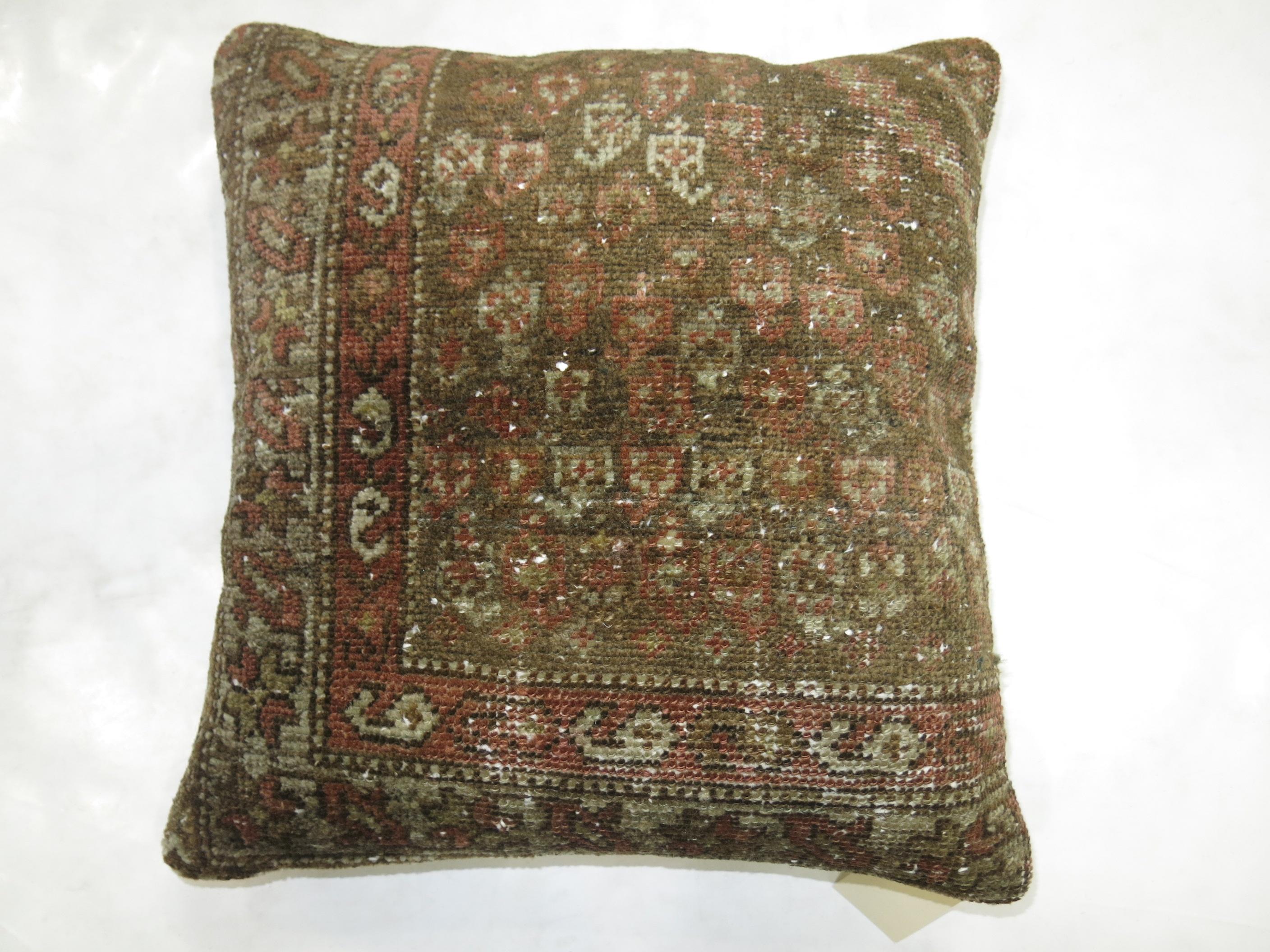 Malayer Rug Pillow In Good Condition For Sale In New York, NY