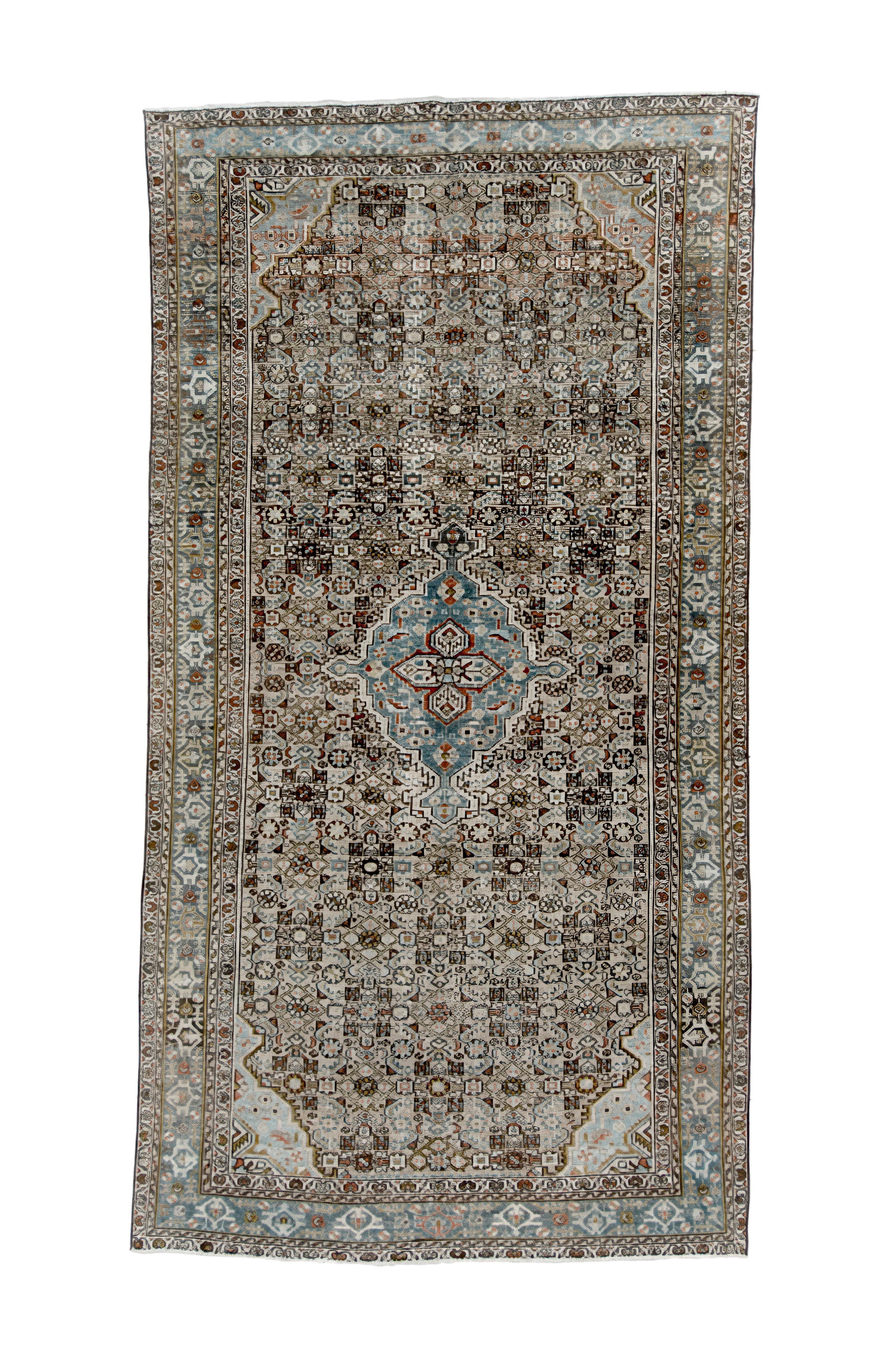 Alfombra Malayer con Medallón Diamante Aguamarina en venta