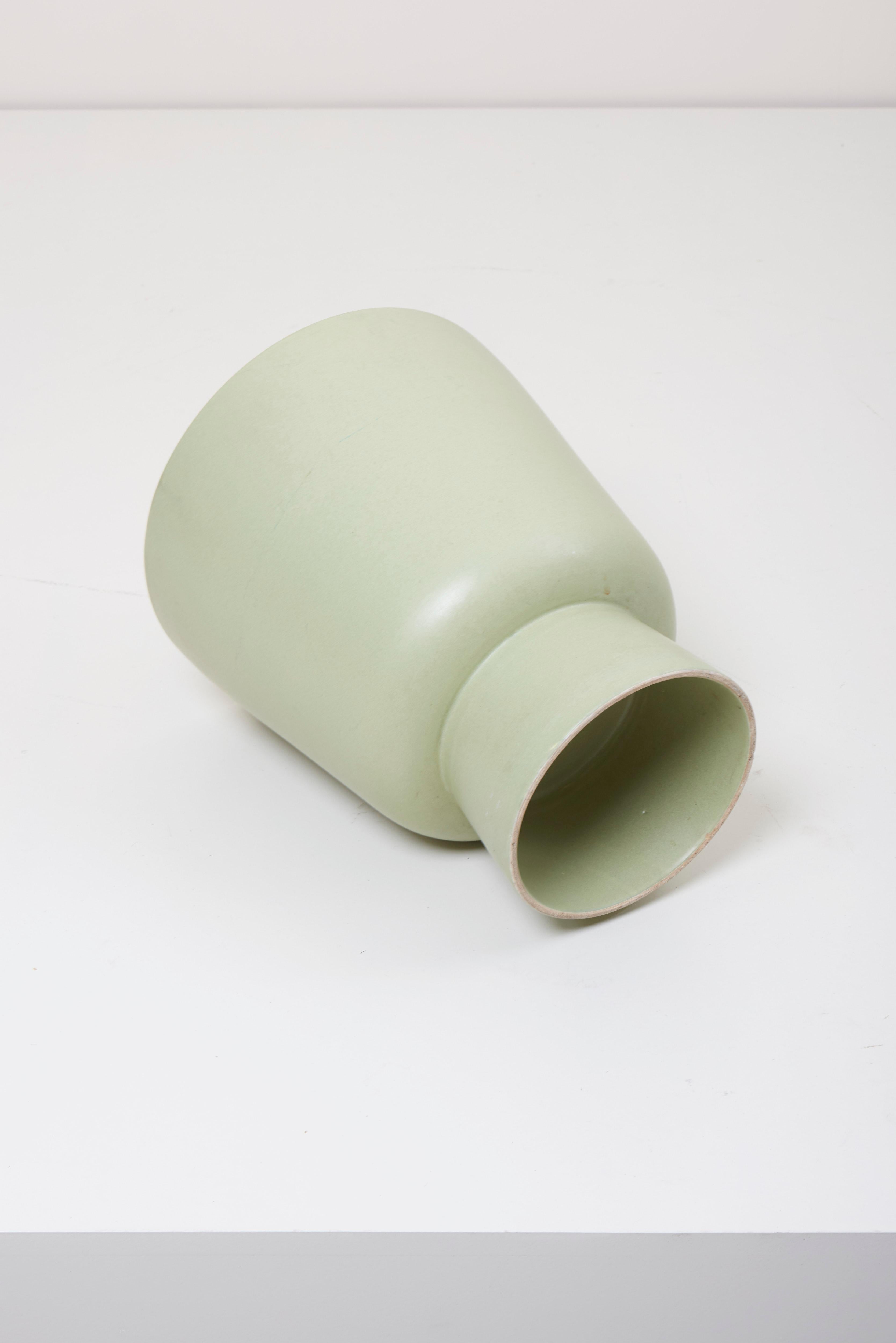 American Malcolm Leland Chalice Planter, Architectural Pottery, 1960s For Sale