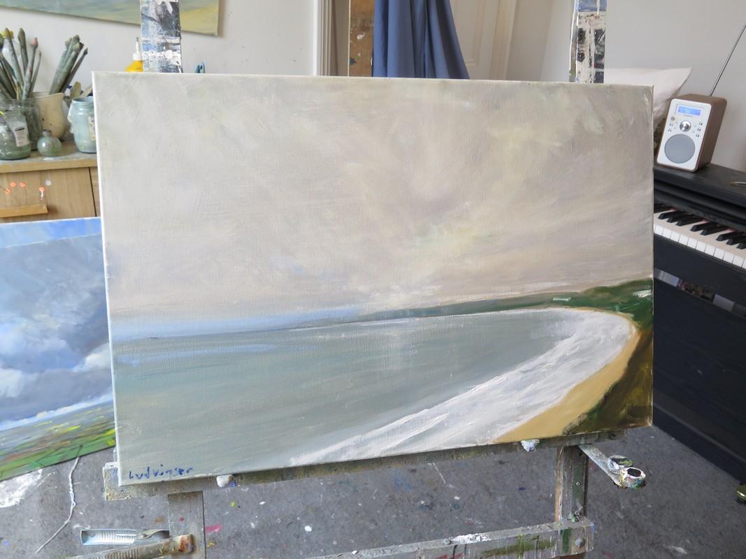 Filey Bay, April 17, Meereslandschaftskunst, Himmelskunst, Originalkunst, Yorkshire (Grau), Landscape Painting, von Malcolm Ludvigsen