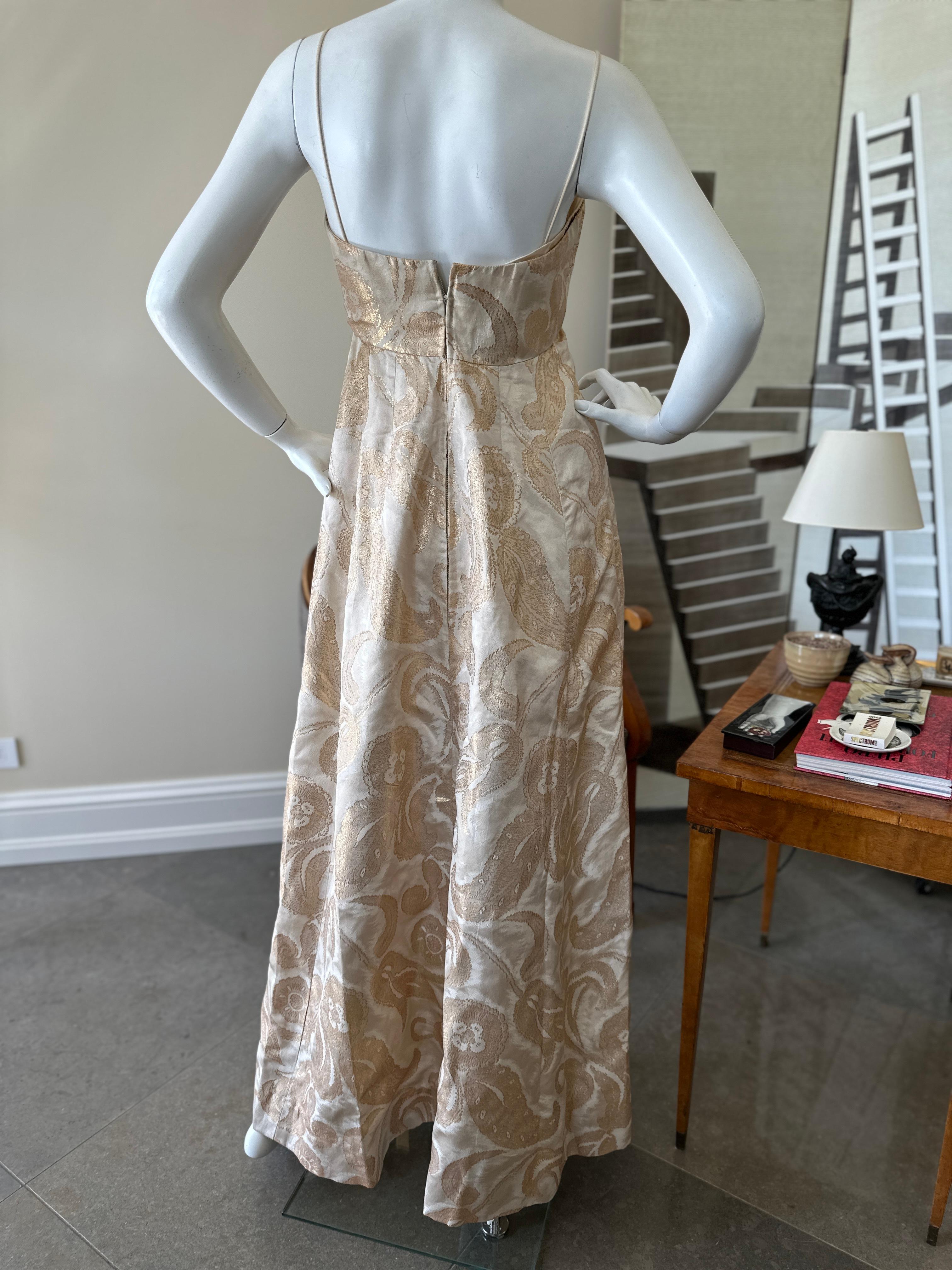  Malcolm Starr Vintage Gold Brocade Evening Dress.
This is outstanding , I love it.
 Size S
  Bust 34