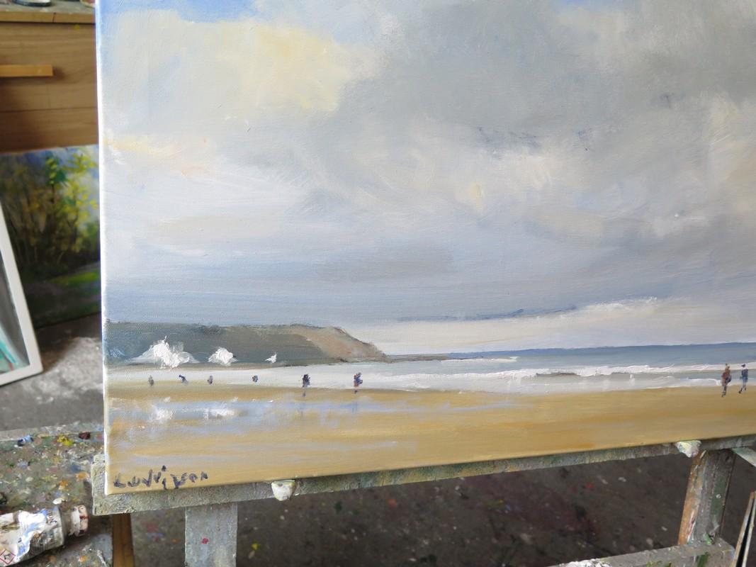 Scarborough, North Beach with Oil on Canvas, Painting by Malcom Ludvigsen For Sale 4