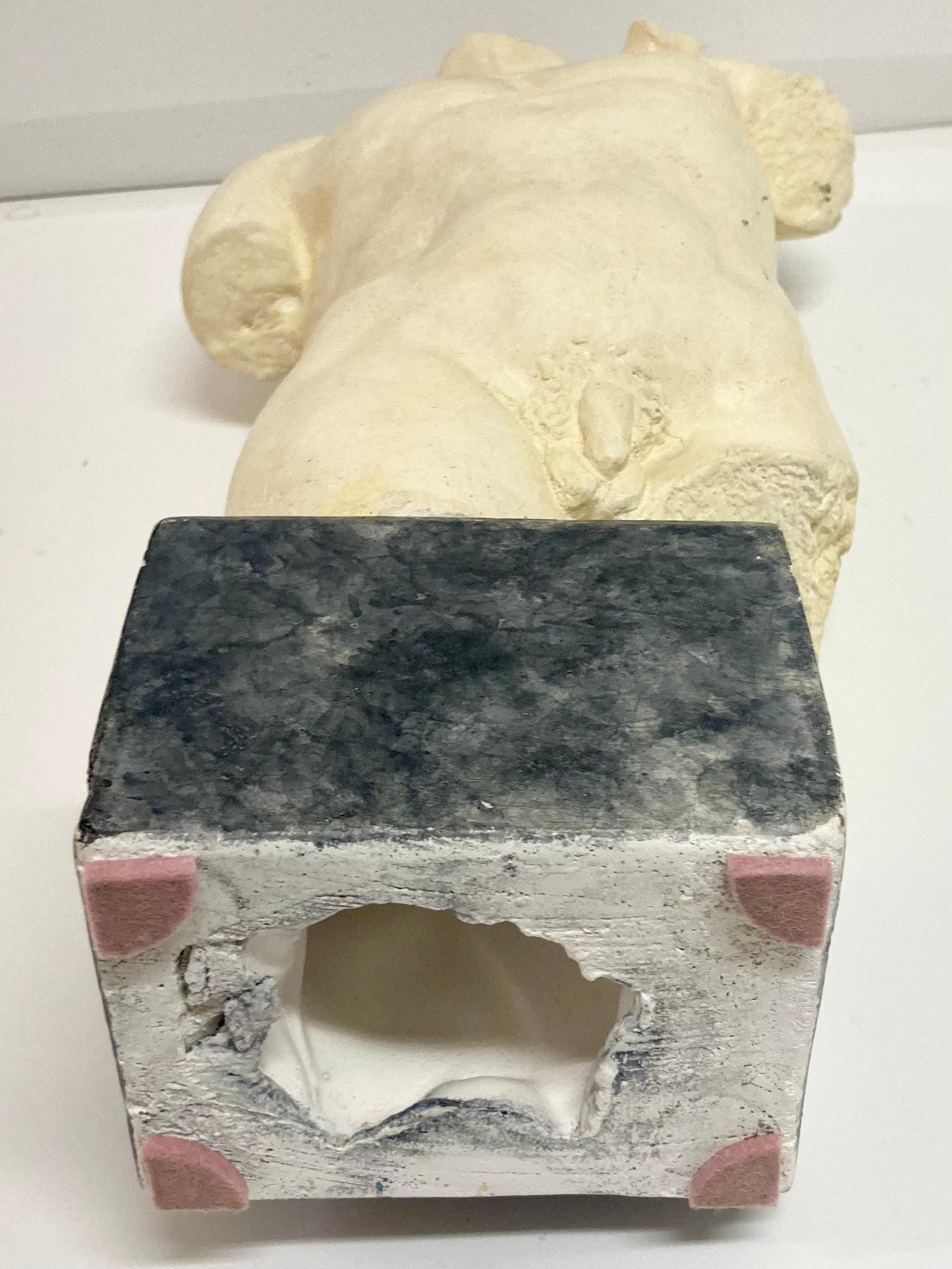 Escultura masculina desnuda de escayola en venta 7