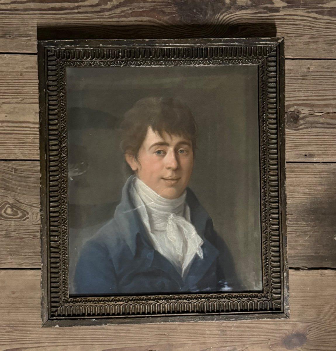 19th Century Male Portrait, Pastel In Its Frame, Circa 1800 For Sale