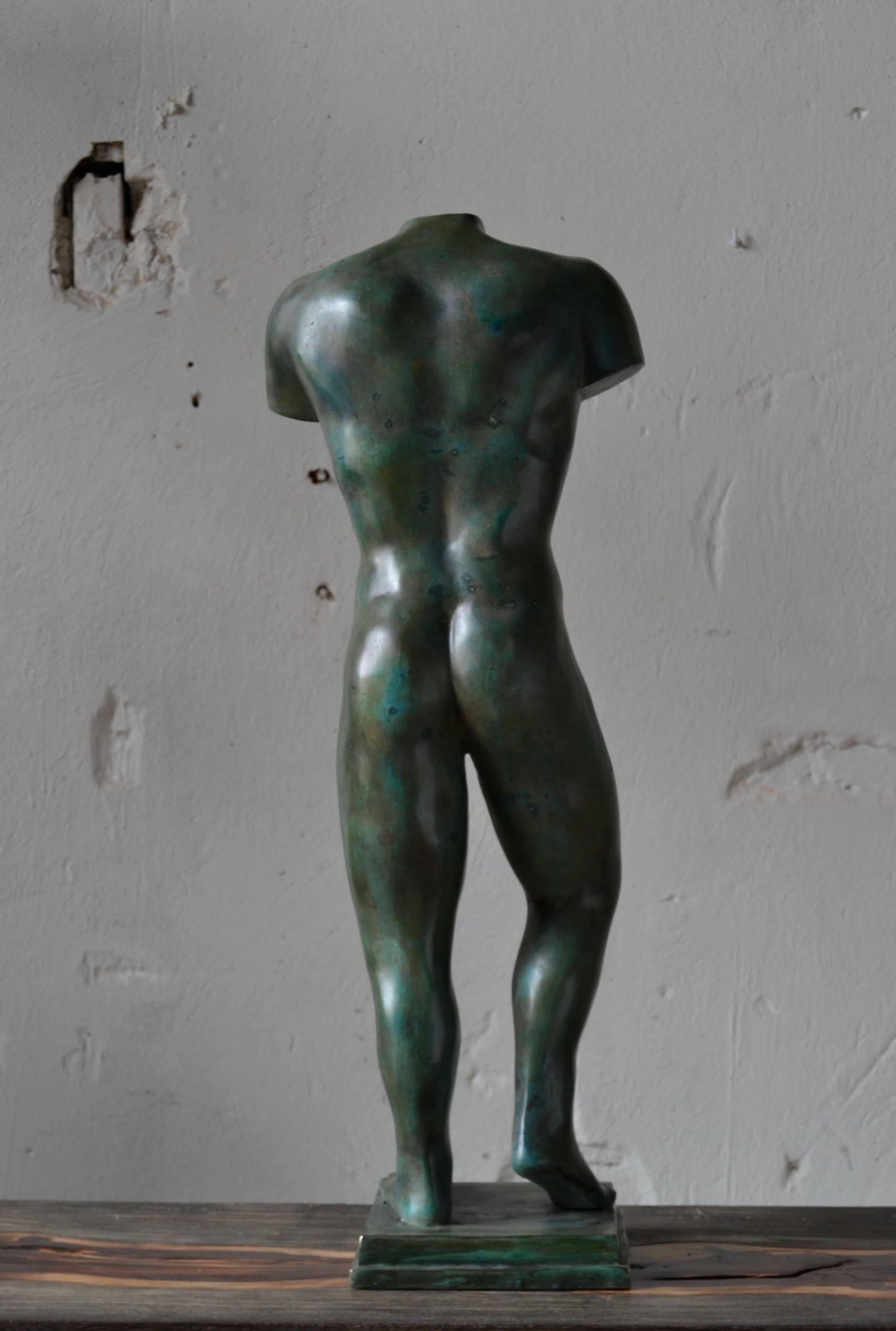 Male Torso sculpture in patinated bronze
Excellent patina and the sculpture is in an unusual size, larger than most.
This piece will enhance any environment.
   