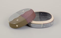 Malene Müllertz, Danish ceramist. Unique lidded box in ceramics.