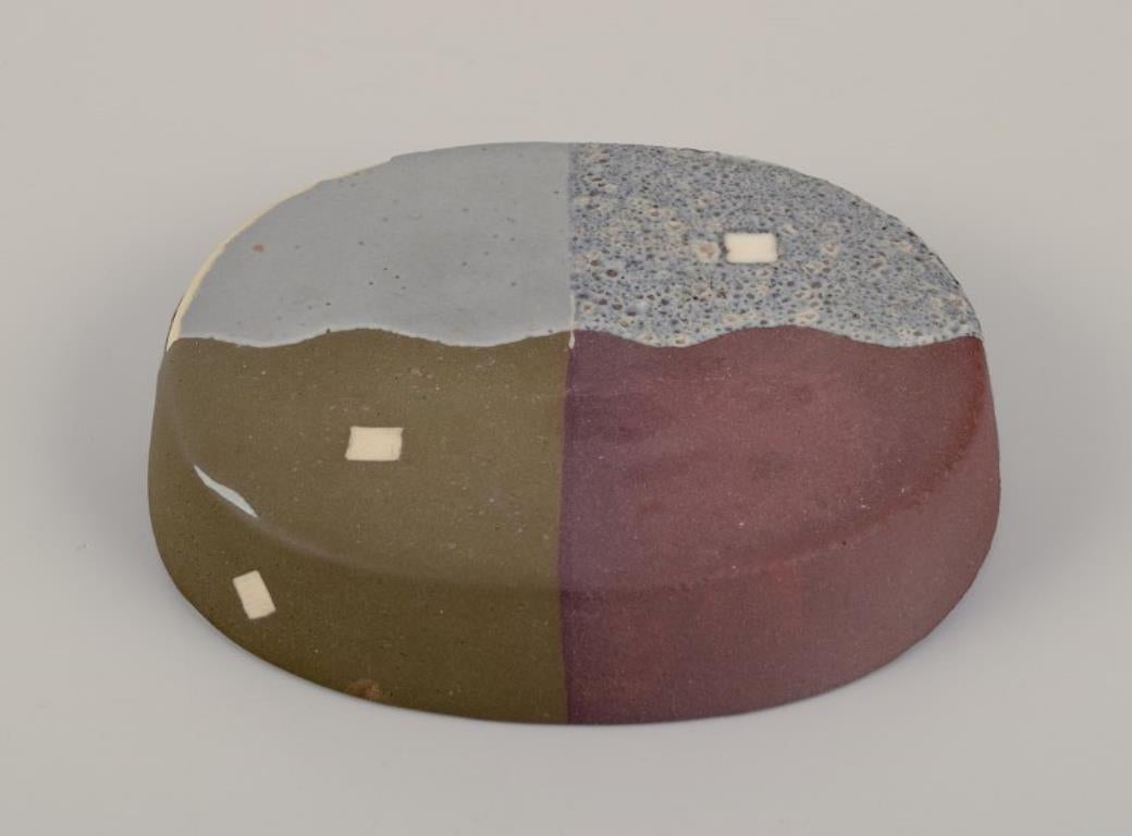 Malene Müllertz, Danish ceramist. Unique lidded box in ceramics. In Excellent Condition For Sale In Copenhagen, DK