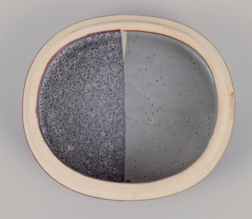 Ceramic Malene Müllertz, Danish ceramist. Unique lidded box in ceramics. For Sale