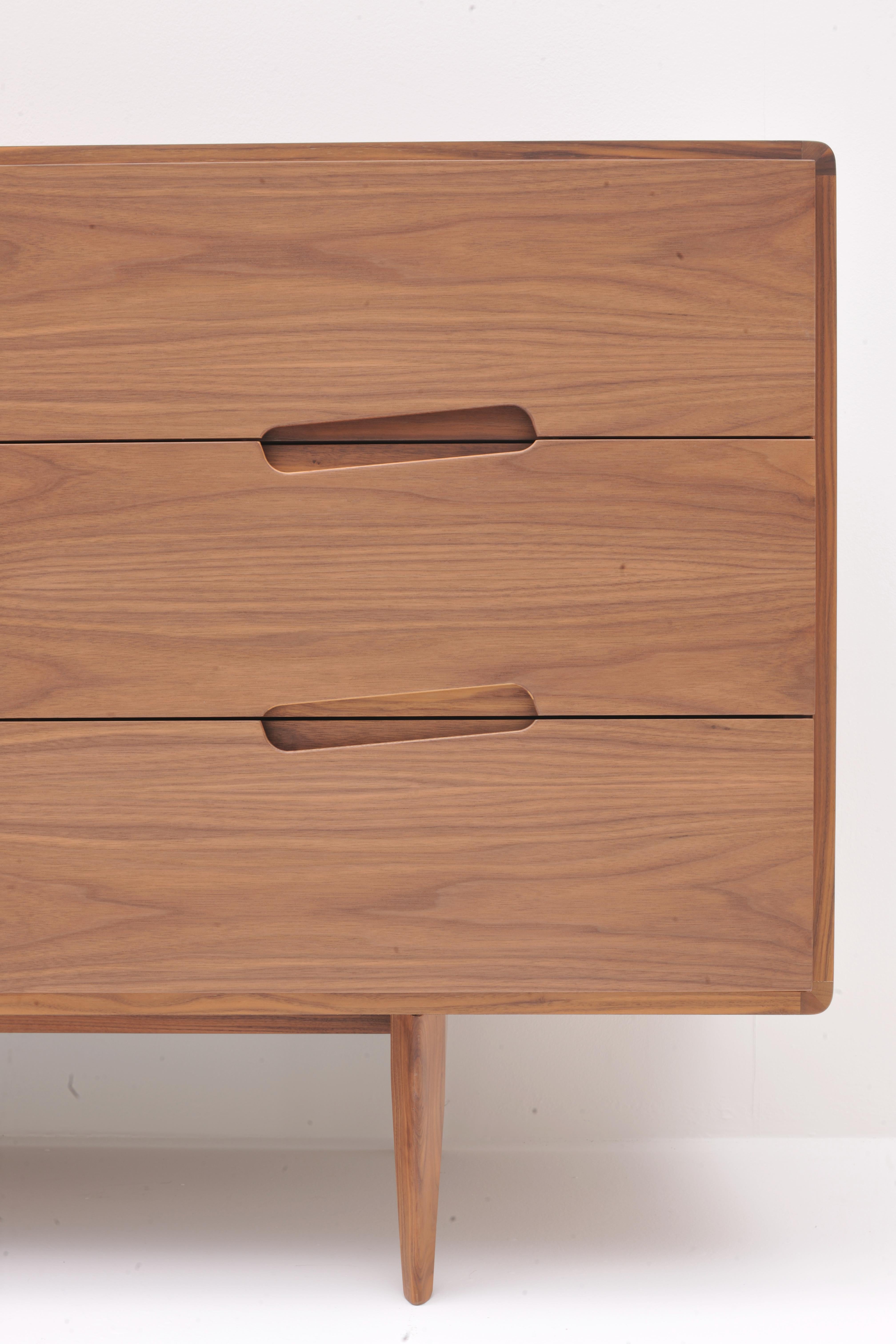Malibù Contemporary Sideboard in walnut Wood, by Morelato In New Condition In Salizzole, IT