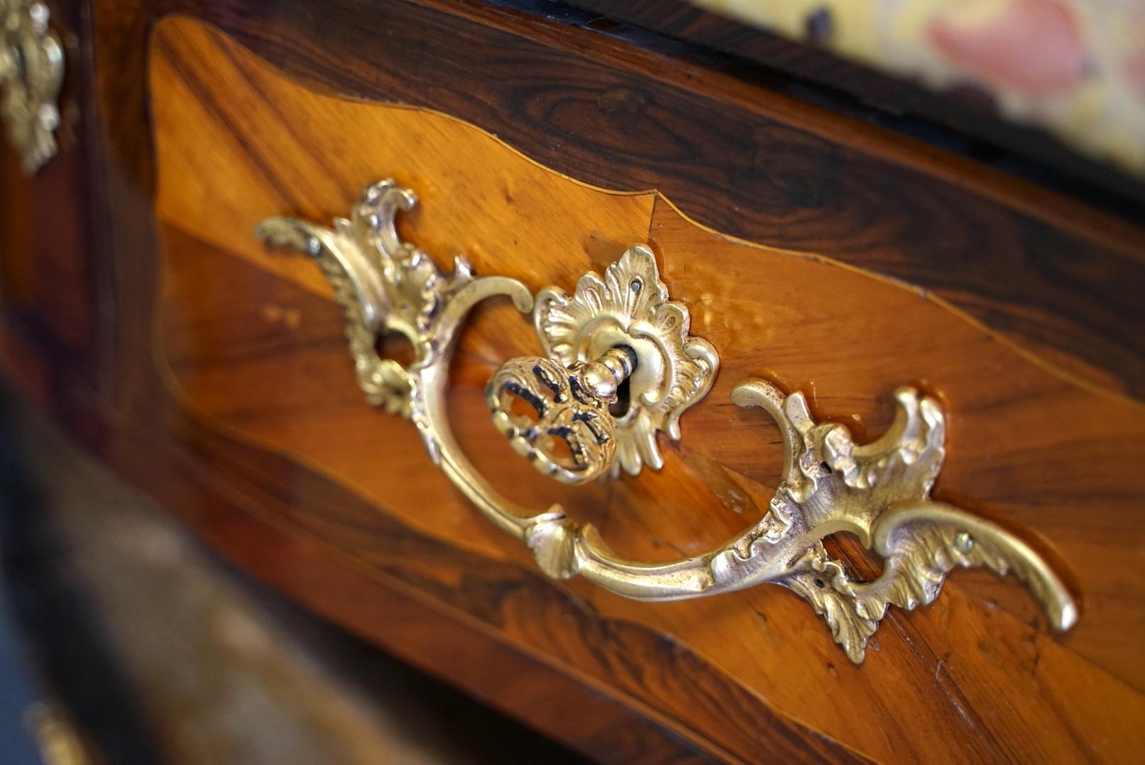 Malle Louis Noël Stamped Wooden Chest Of Drawers, Paris 18th Century For Sale 4