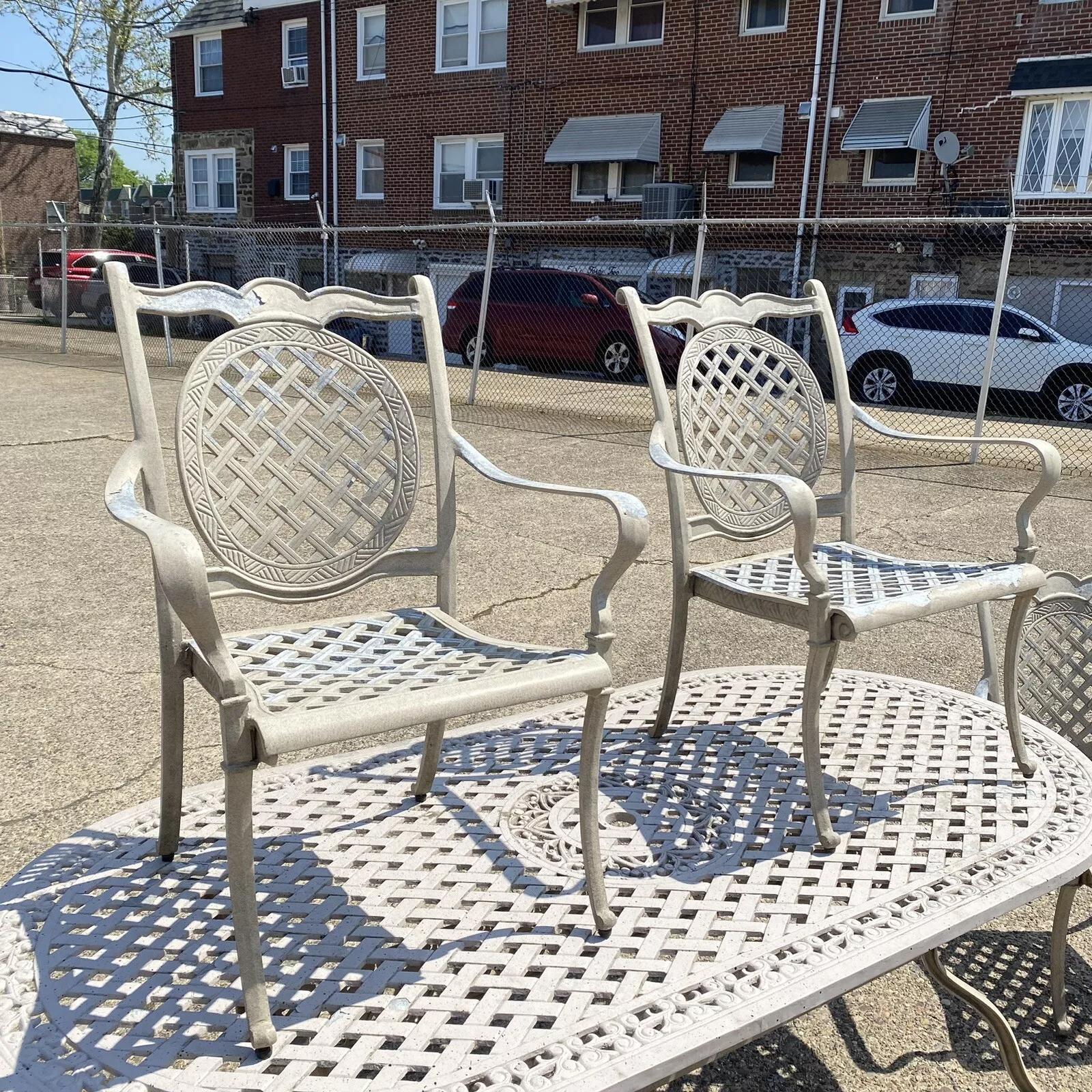 Juego de Mesa de Comedor para Patio Exterior Mallin de Aluminio Fundido Estilo Toscano Celosía Beige Otro en venta