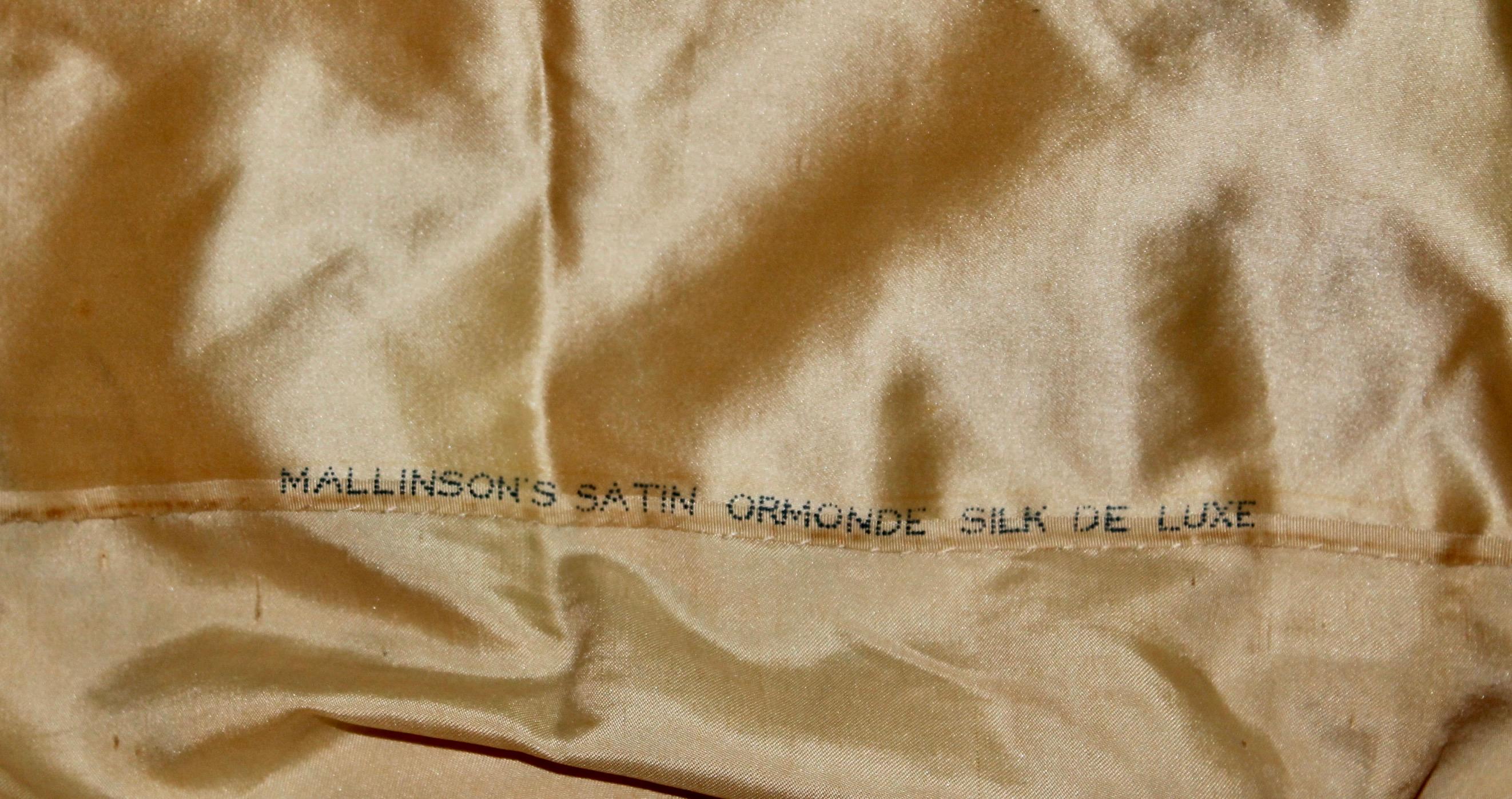 Of basically an indescribable golden yellow, and constructed of the finest Satin/Silk, a beautiful and complex example of 'Belle Epoque' elegance. Stamped: MALLINSON'S SATIN ORMANDE SILK DE LUXE