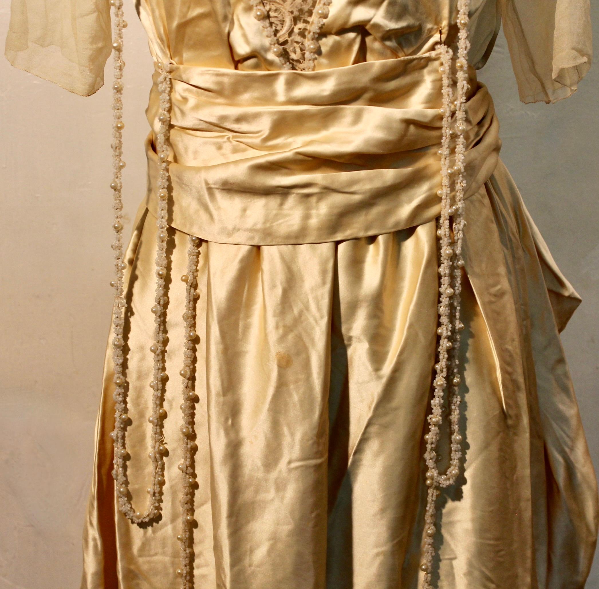 Vestido Belle Epoque de satén y seda de Mallinson Marrón en venta
