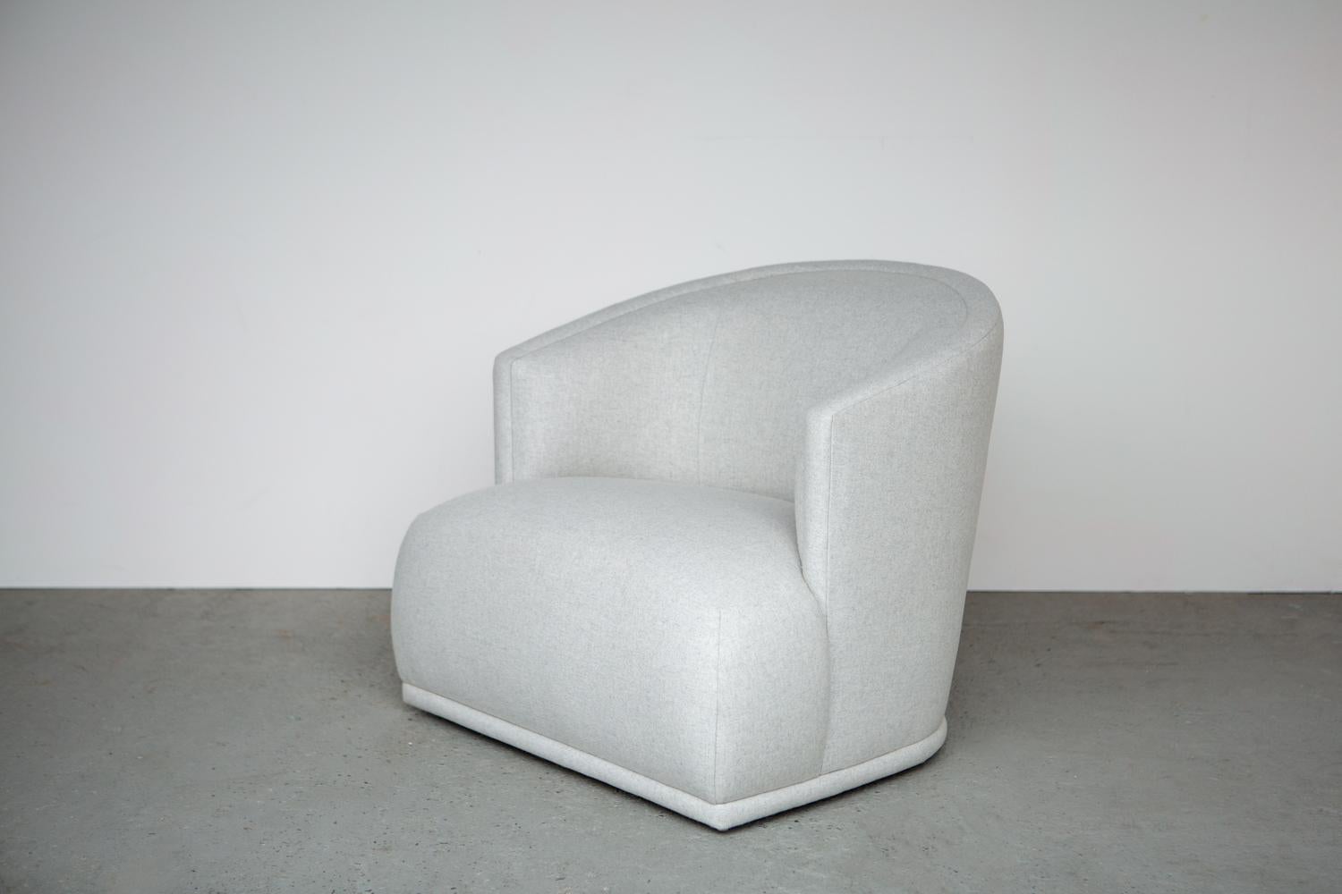 Hand-Crafted Mallo Swivel Chair For Sale