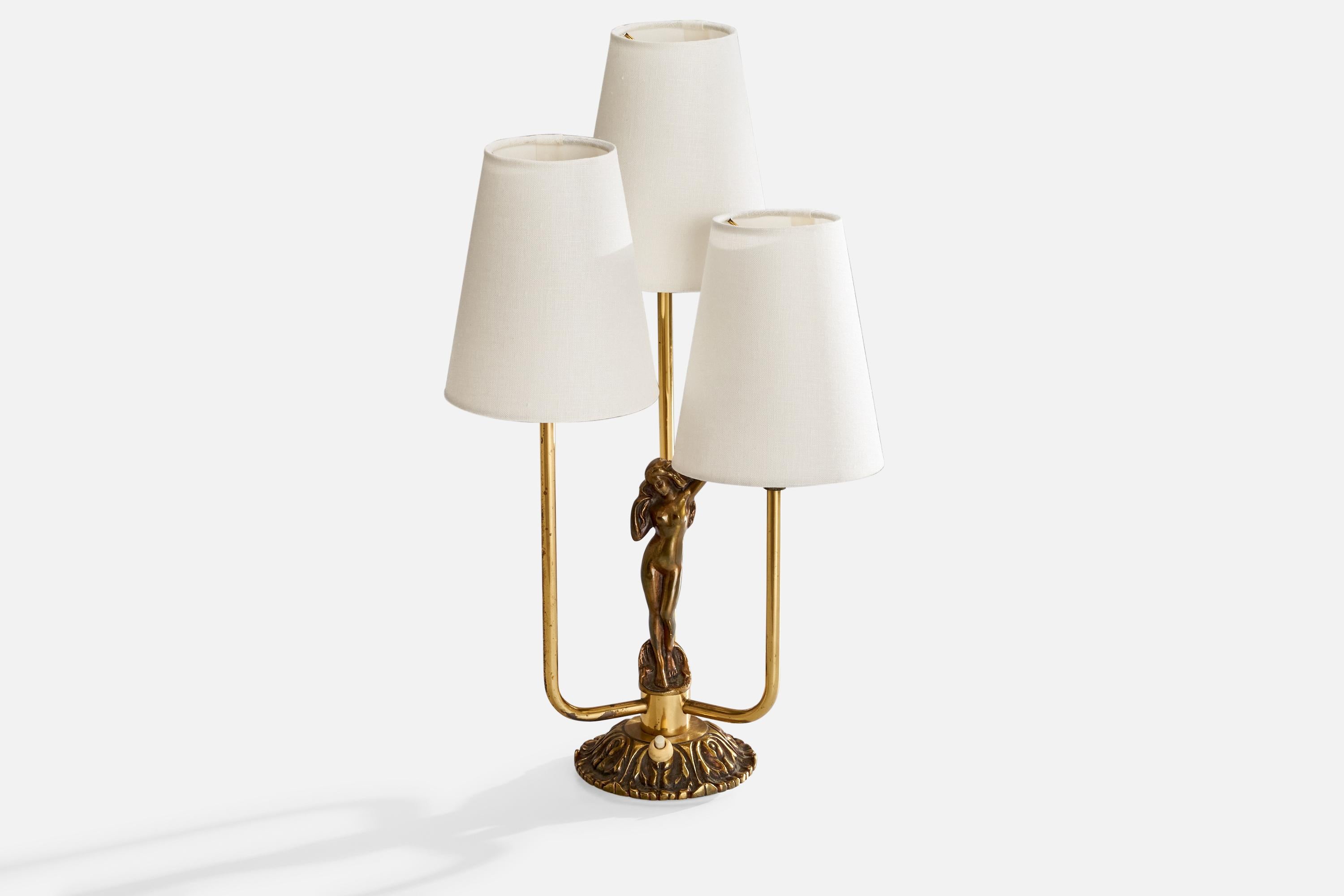 Scandinave moderne Malmö Metallvarufabrik, lampe de table, laiton, tissu, Suède, années 1930 en vente