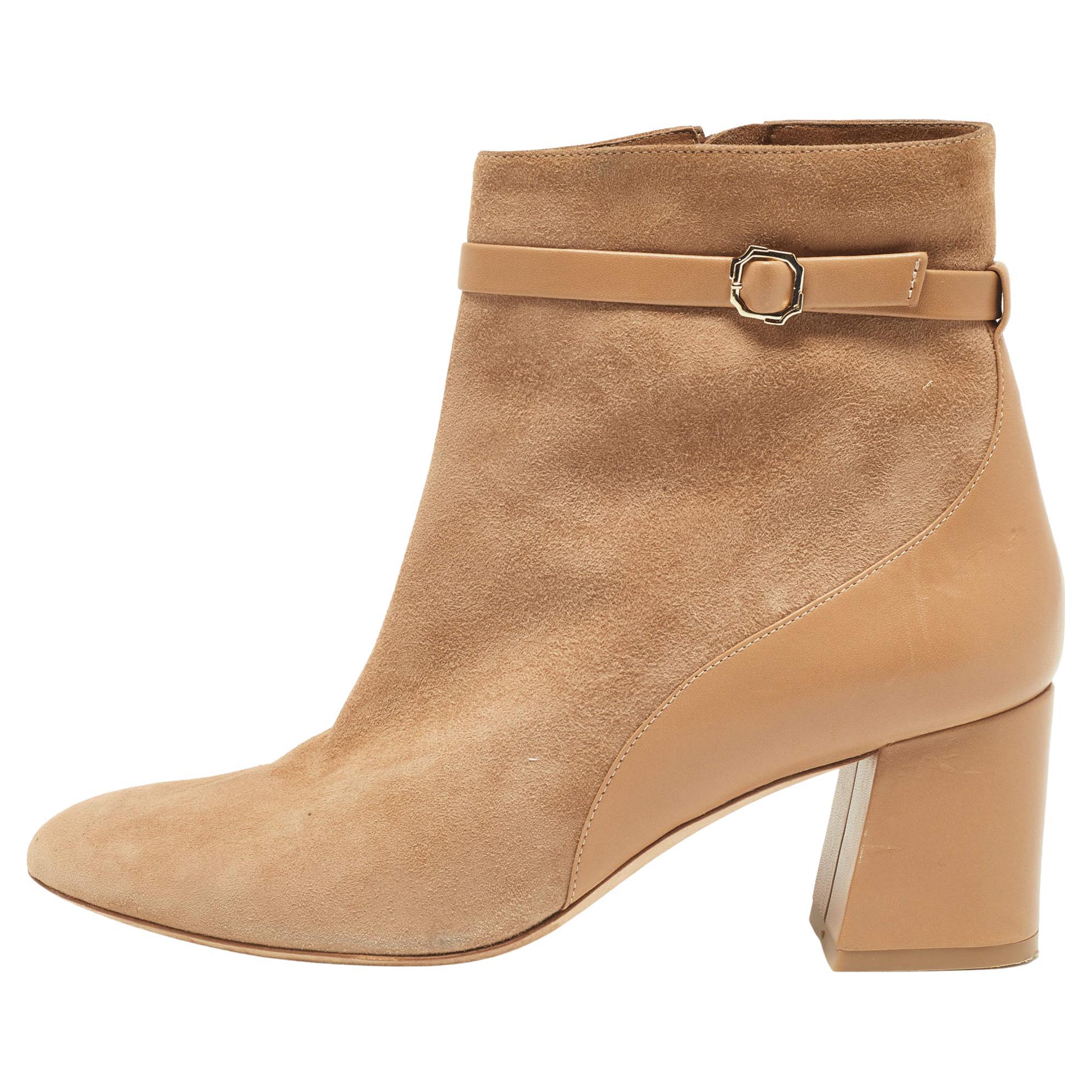 Malone Souliers Beige Suede and Leather Ankle Boots Size 39 For Sale